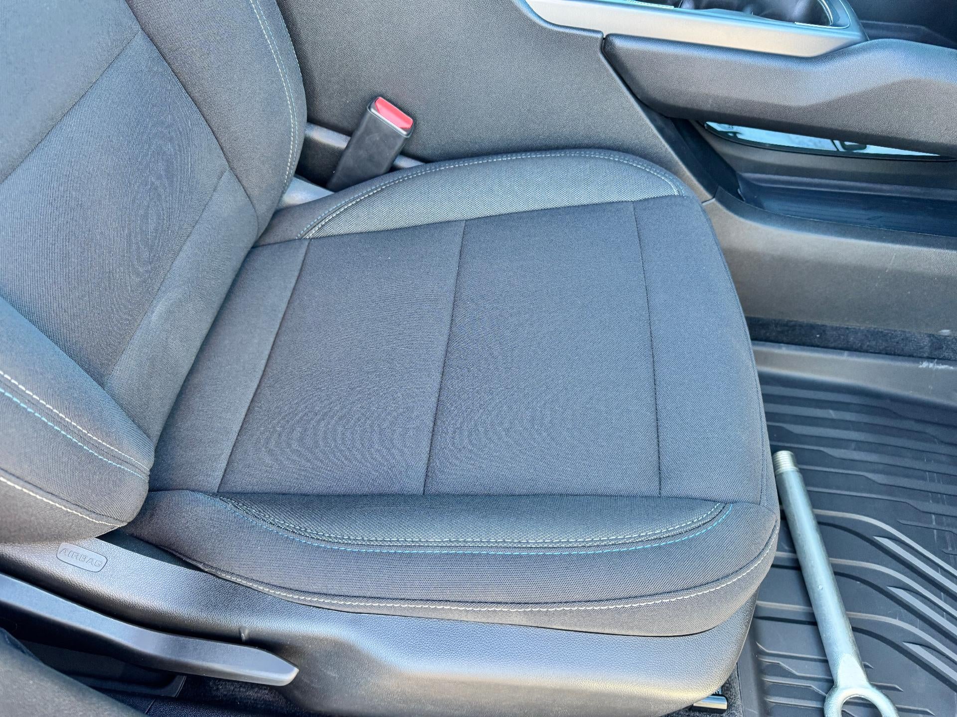 2026 Chevrolet Equinox EV LT / ALL WHEEL DRIVE / 307 MILE RANGE / BLACKOUT PCKG / HEATED SEATS