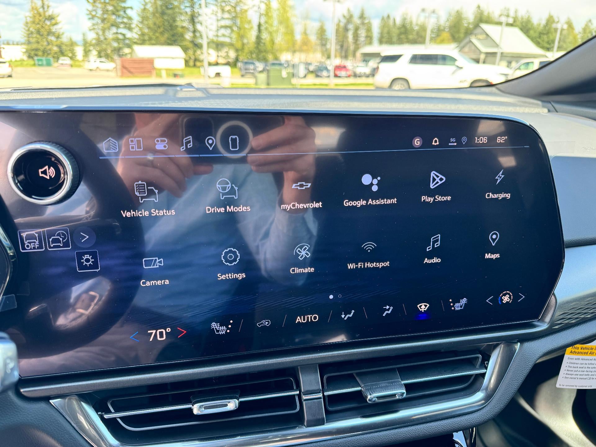 2026 Chevrolet Equinox EV LT / ALL WHEEL DRIVE / 307 MILE RANGE / ADAPTIVE CRUISE / SURROUND VISION / SAFETY PCKG