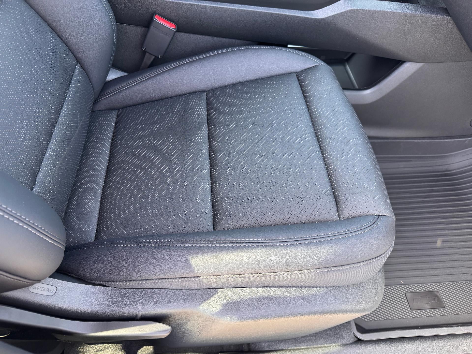 2026 Chevrolet Equinox LT / AWD / ADAPTIVE CRUISE / SURROUND VISION / POWER LIFTGATE
