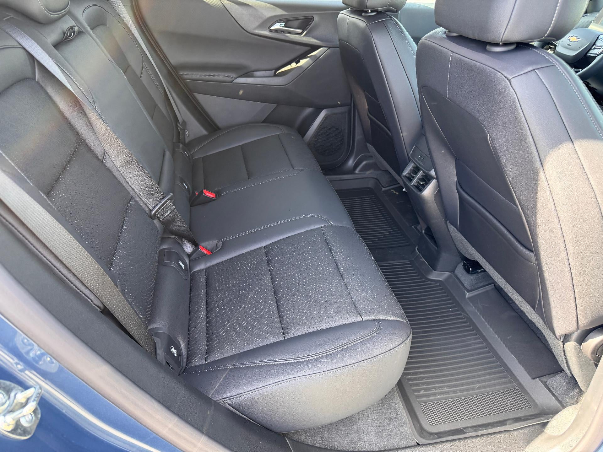 2026 Chevrolet Equinox LT / AWD / ADAPTIVE CRUISE / SURROUND VISION / POWER LIFTGATE