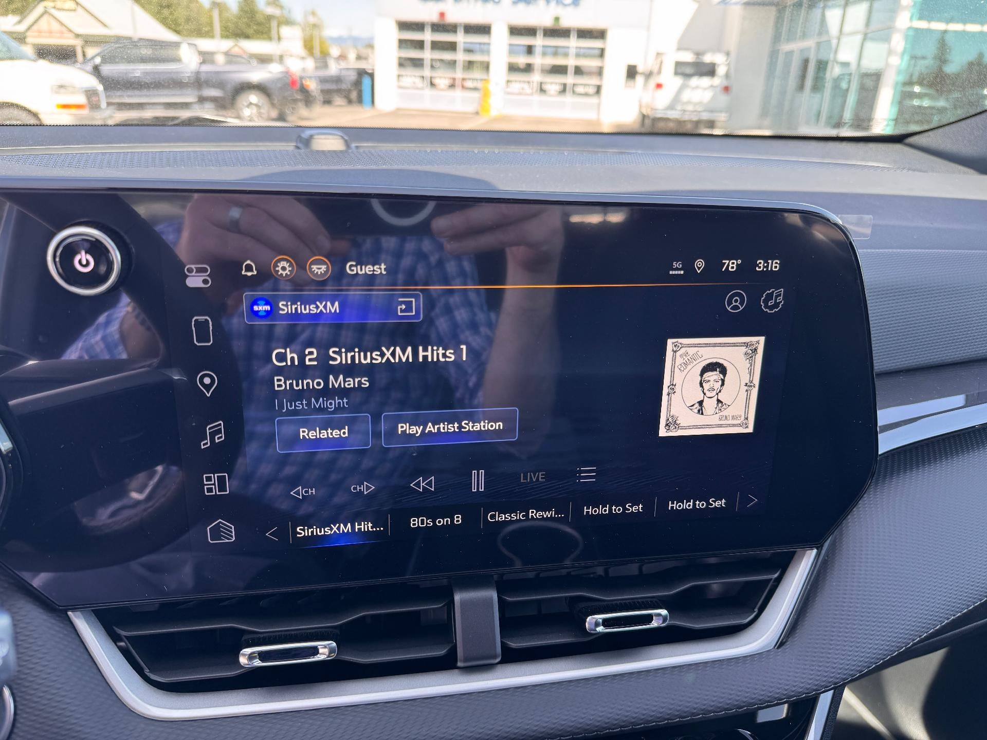 2026 Chevrolet Equinox LT / AWD / ADAPTIVE CRUISE / SURROUND VISION / POWER LIFTGATE