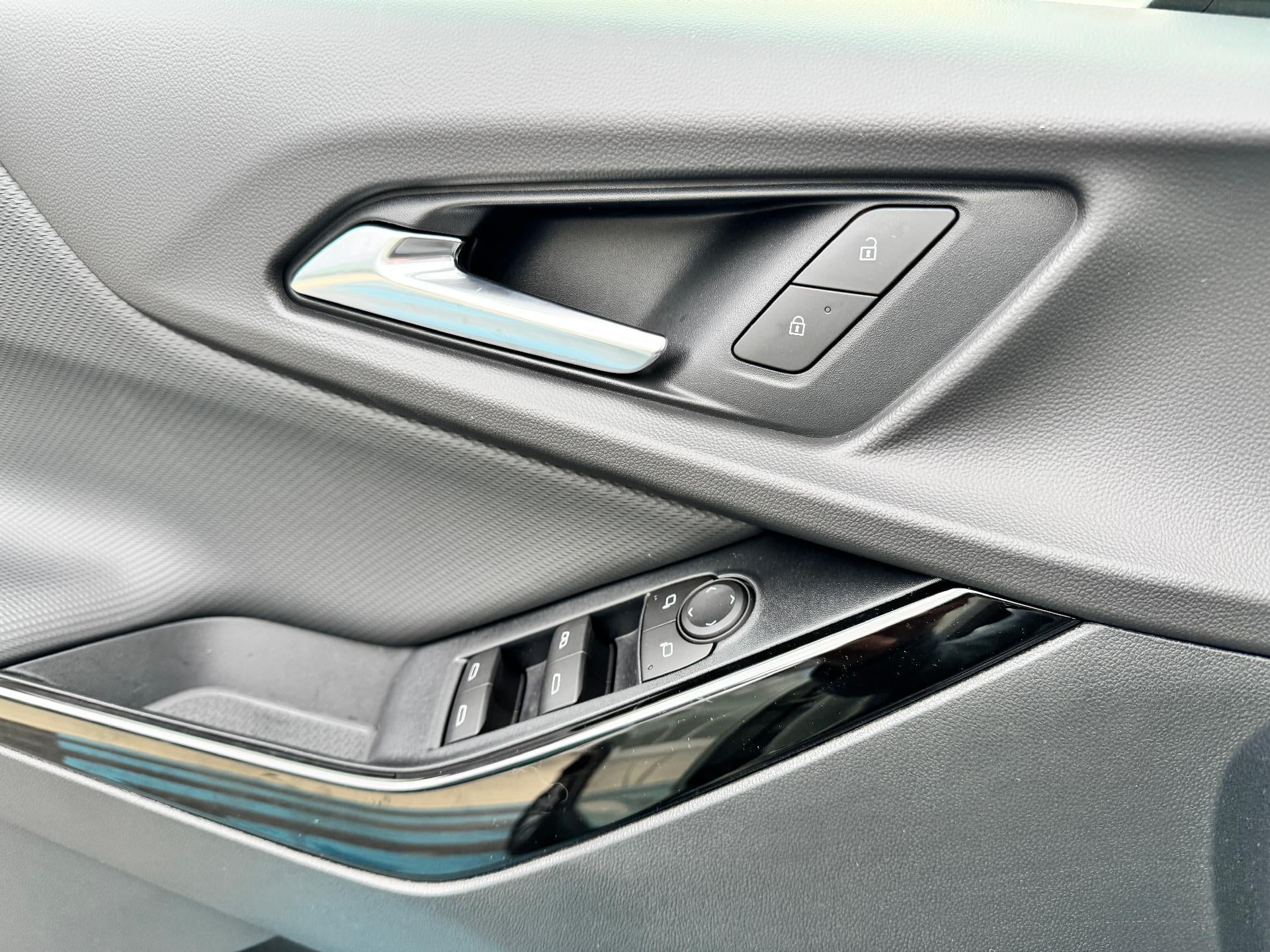 2026 Chevrolet Equinox LT / AWD / ADAPTIVE CRUISE / POWER GATE / HEATED SEATS