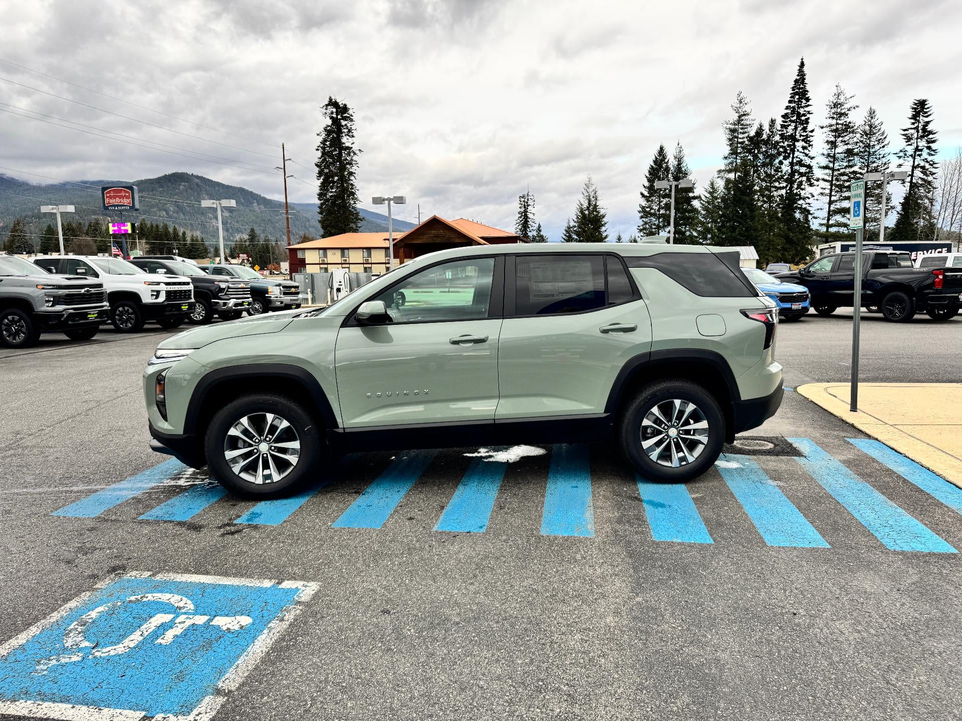 2026 Chevrolet Equinox LT / AWD / ADAPTIVE CRUISE / POWER GATE / HEATED SEATS