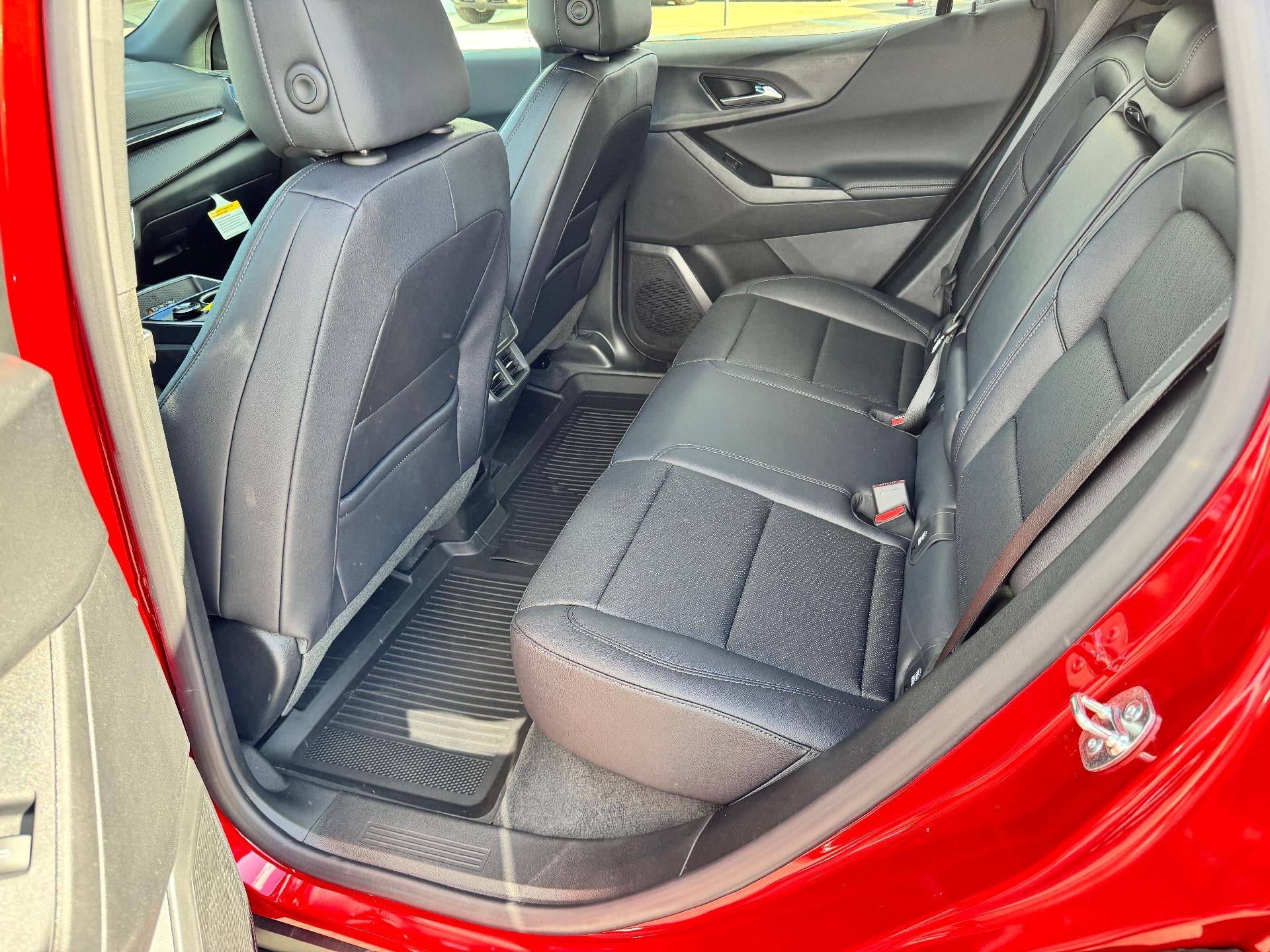 2026 Chevrolet Equinox LT / AWD / MIDNIGHT PCKG / SURROUND VISION / ADAPTIVE CRUISE