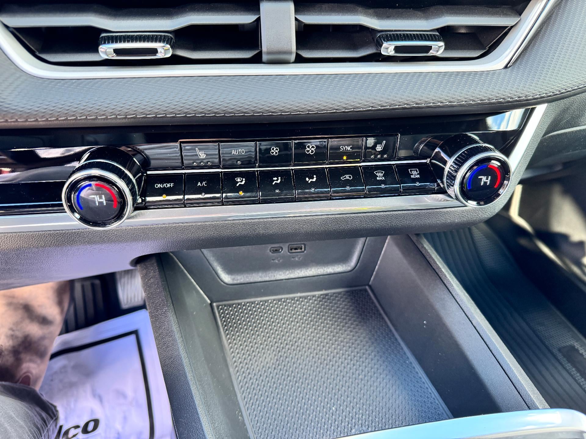 2026 Chevrolet Equinox LT / AWD / MIDNIGHT PCKG / SURROUND VISION / ADAPTIVE CRUISE