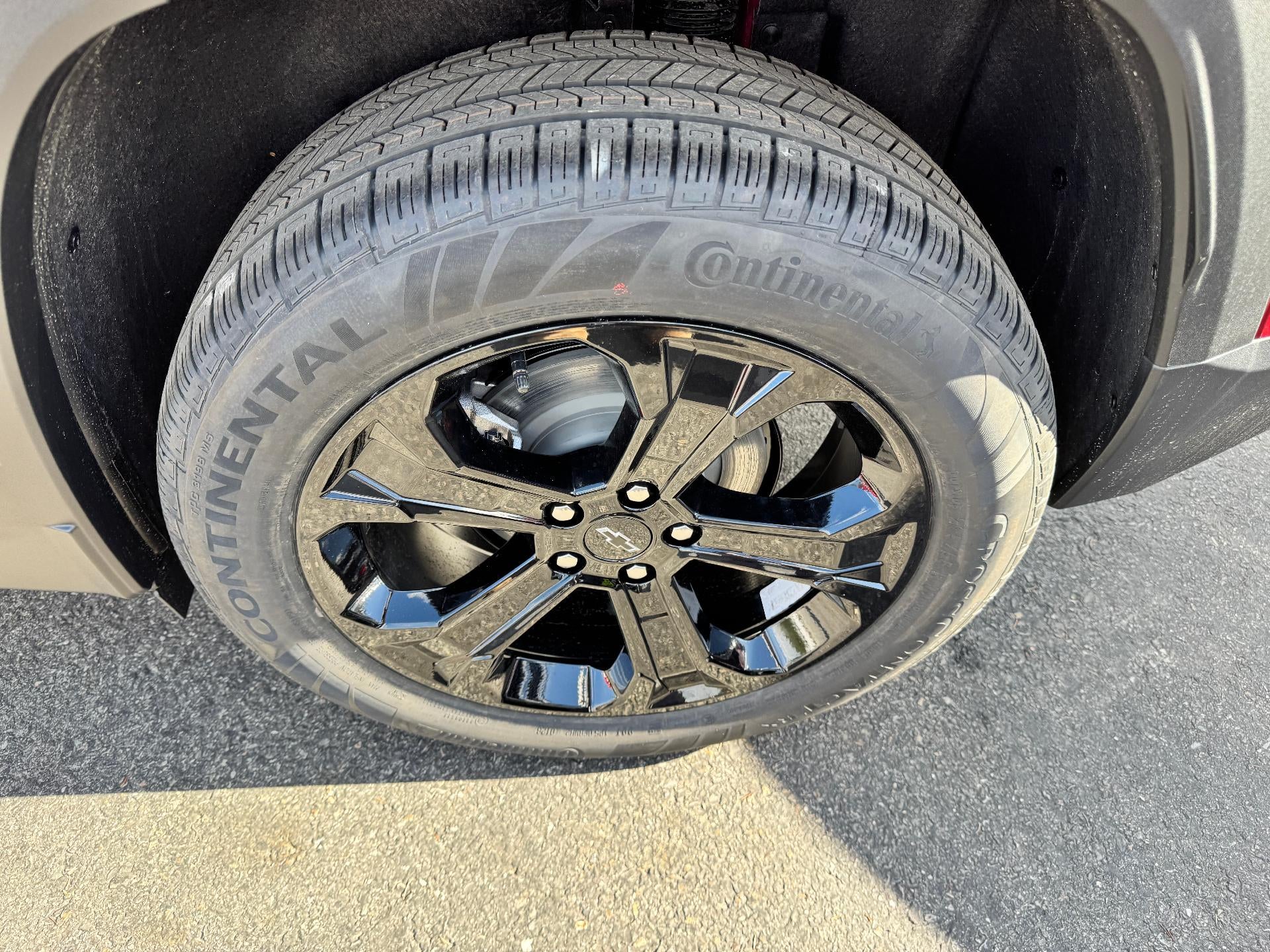 2026 Chevrolet Equinox LT / AWD / MIDNIGHT PCKG / SURROUND VISION / ADAPTIVE CRUISE