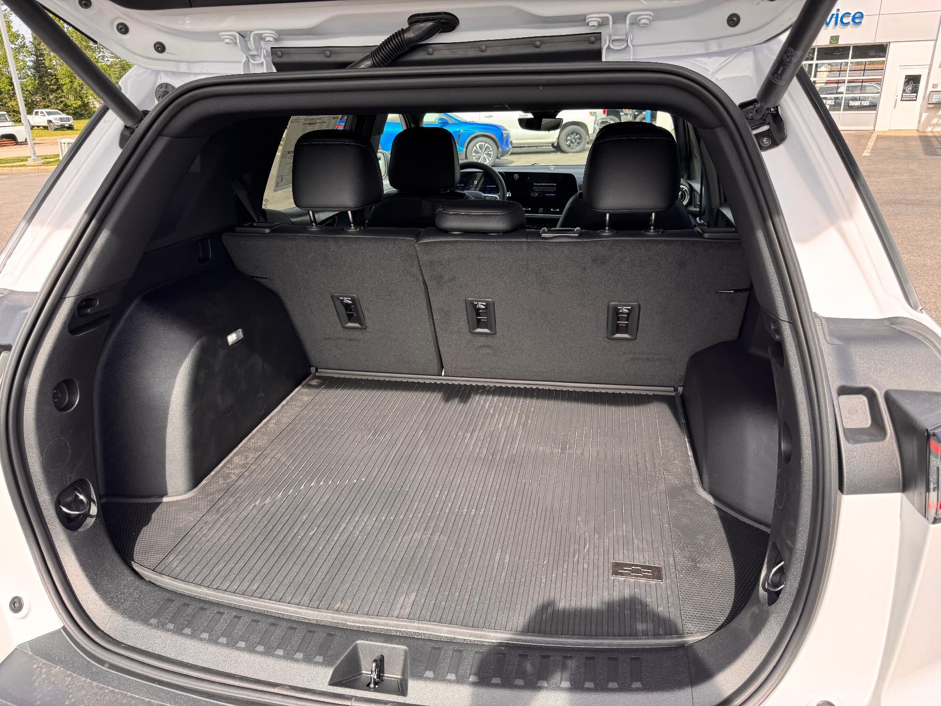 2026 Chevrolet Equinox LT / AWD / ADAPTIVE CRUISE / SURROUND VISION / POWER LIFTGATE