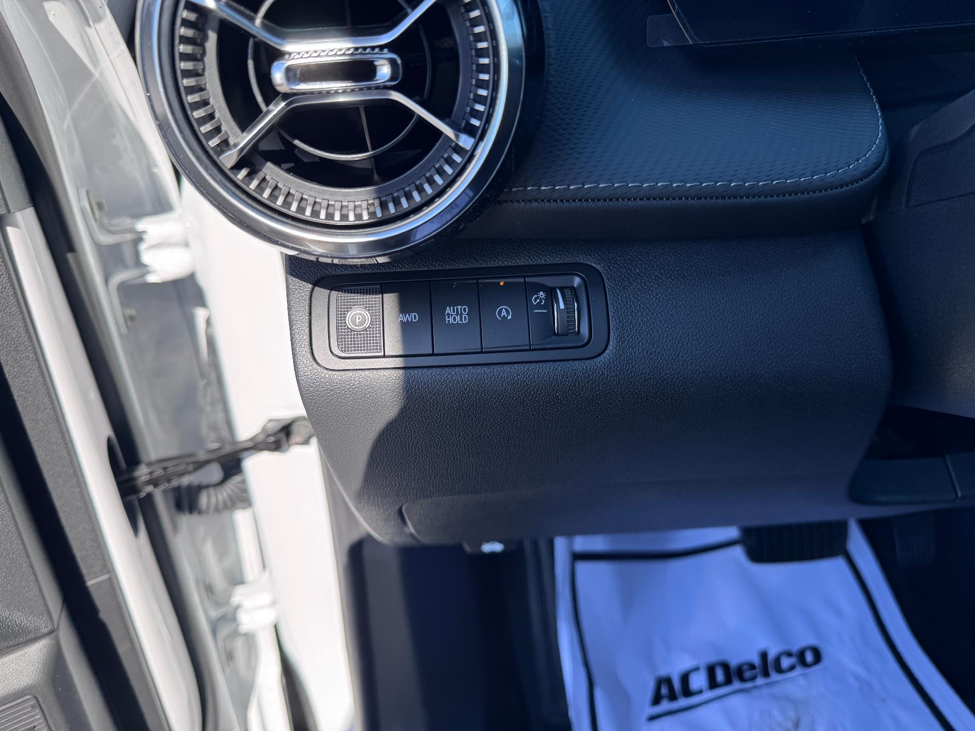 2027 Chevrolet Equinox LT / AWD / 1.5 TURBO / ADAPTIVE CRUISE / SURROUND VISION