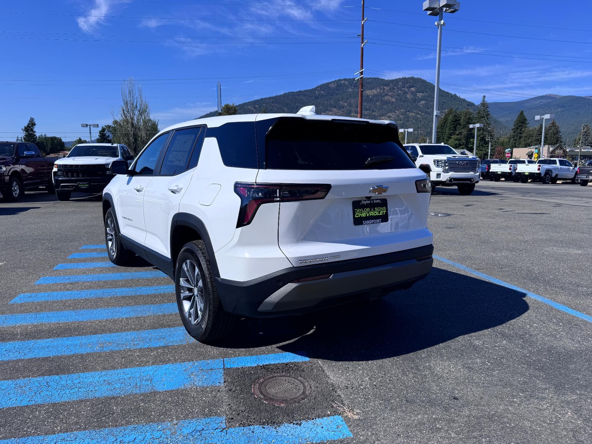 2027 Chevrolet Equinox LT / AWD / 1.5 TURBO / ADAPTIVE CRUISE / SURROUND VISION