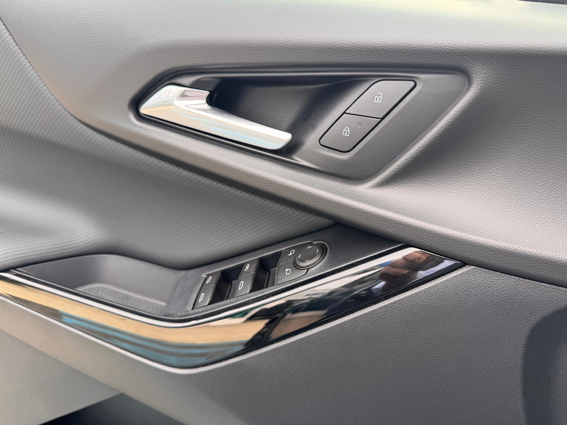 2026 Chevrolet Equinox LT / AWD / MIDNIGHT EDITION / ADAPTIVE CRUISE / SURROUND VISION