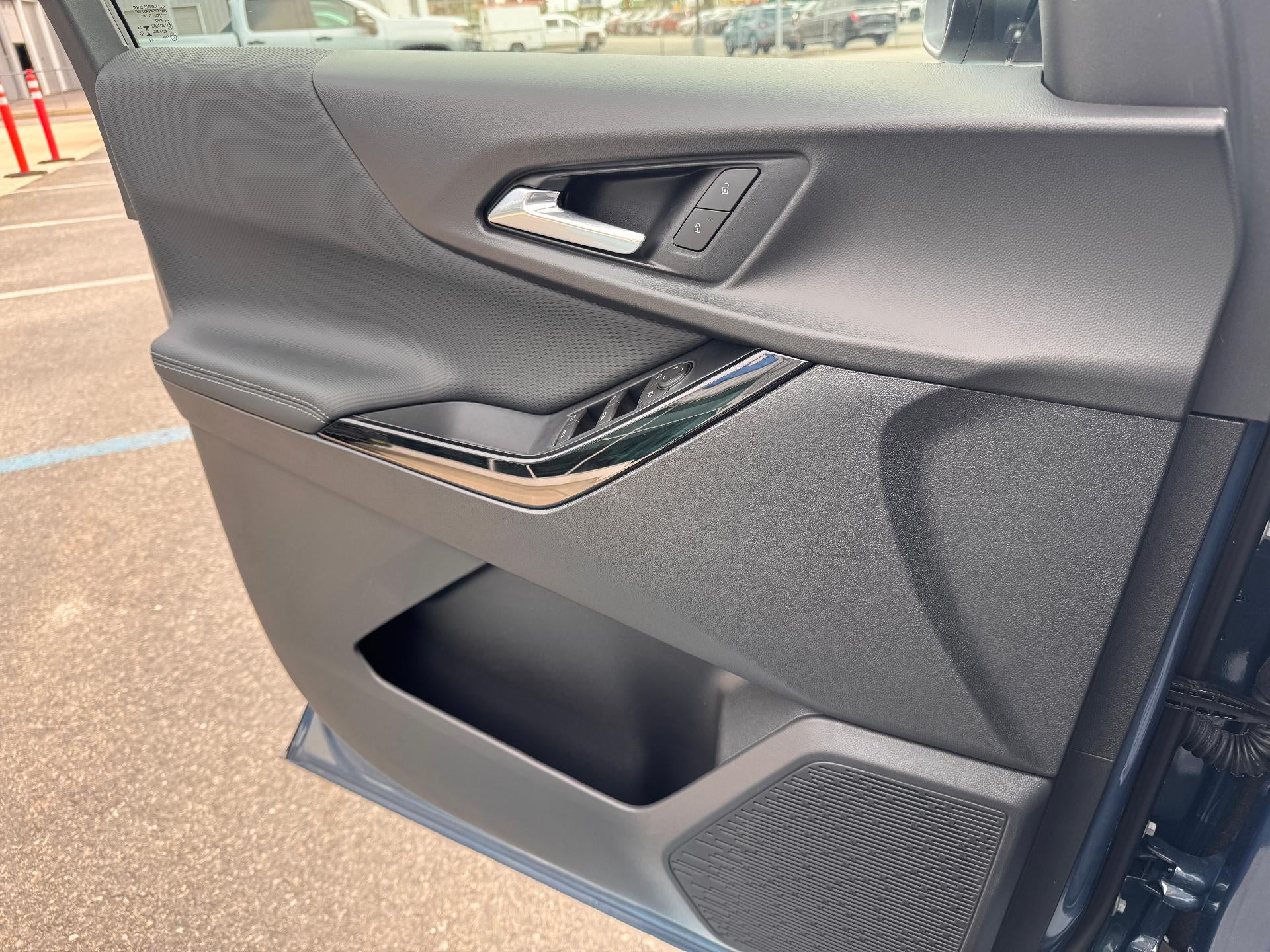 2026 Chevrolet Equinox LT / AWD / MIDNIGHT EDITION / ADAPTIVE CRUISE / SURROUND VISION