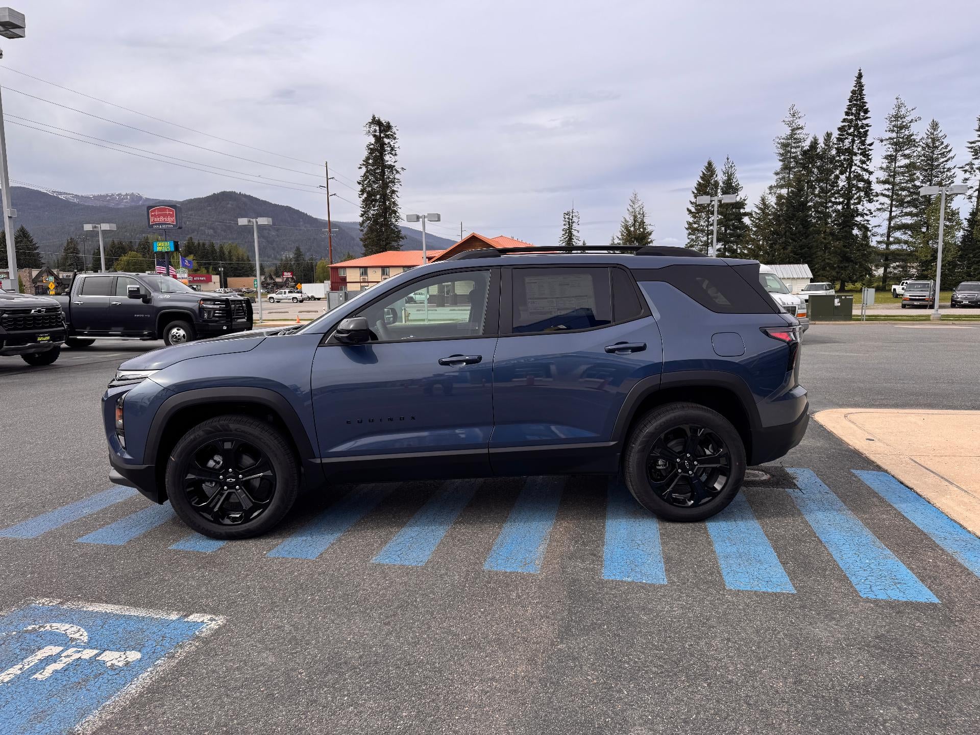 2026 Chevrolet Equinox LT / AWD / MIDNIGHT EDITION / ADAPTIVE CRUISE / SURROUND VISION