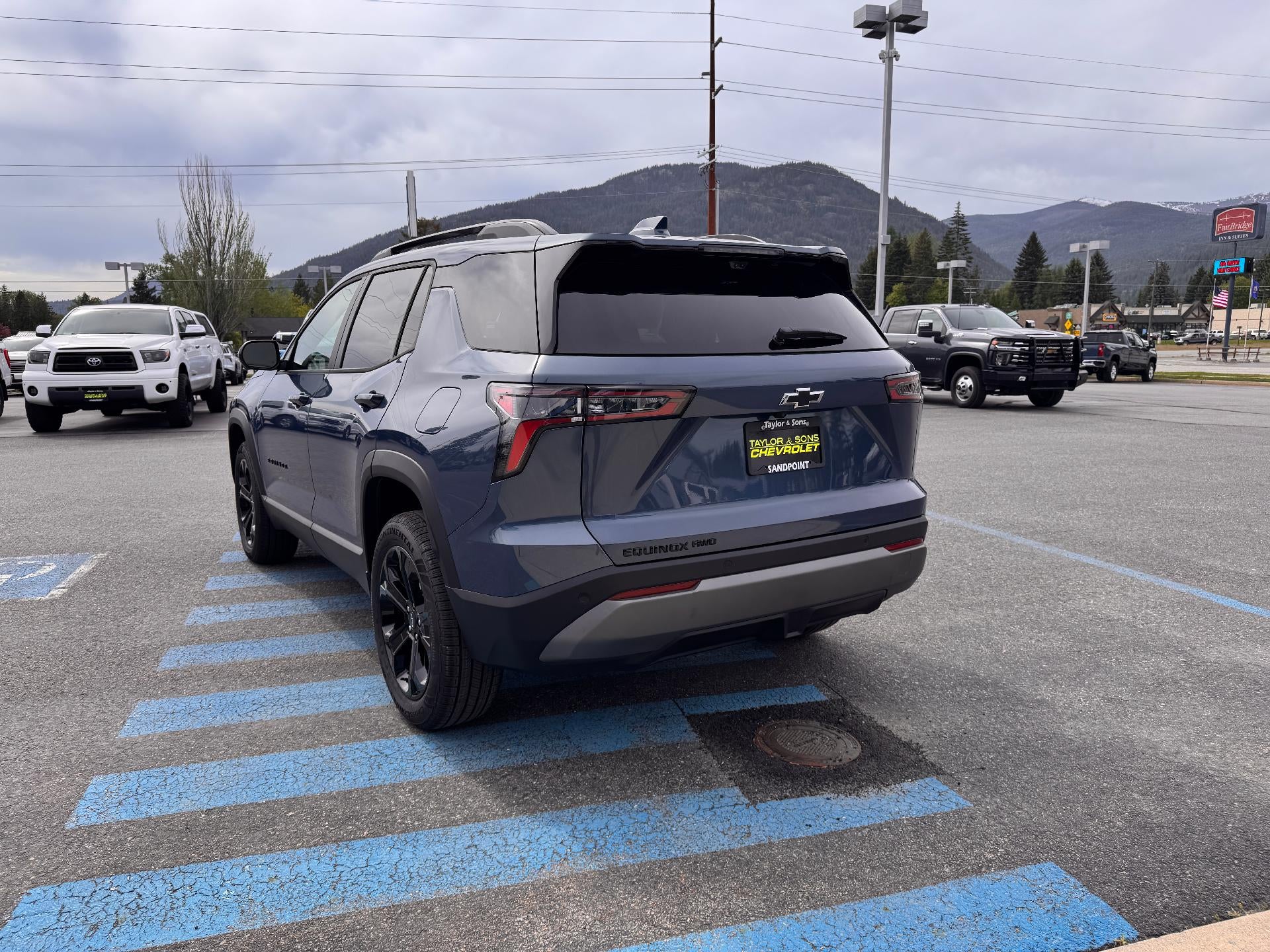 2026 Chevrolet Equinox LT / AWD / MIDNIGHT EDITION / ADAPTIVE CRUISE / SURROUND VISION