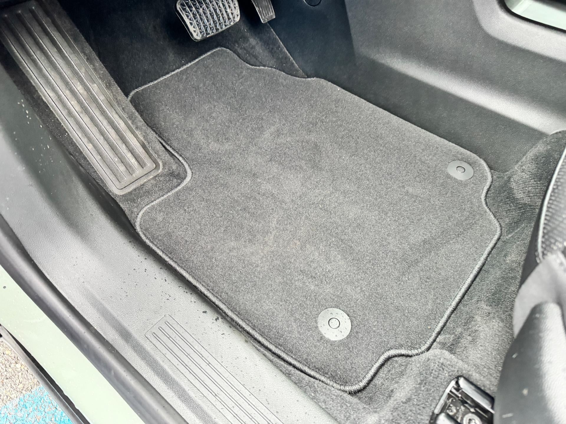 2026 Chevrolet Equinox LT / AWD / HEATED SEATS / POWER GATE / ADAPTIVE CRUISE