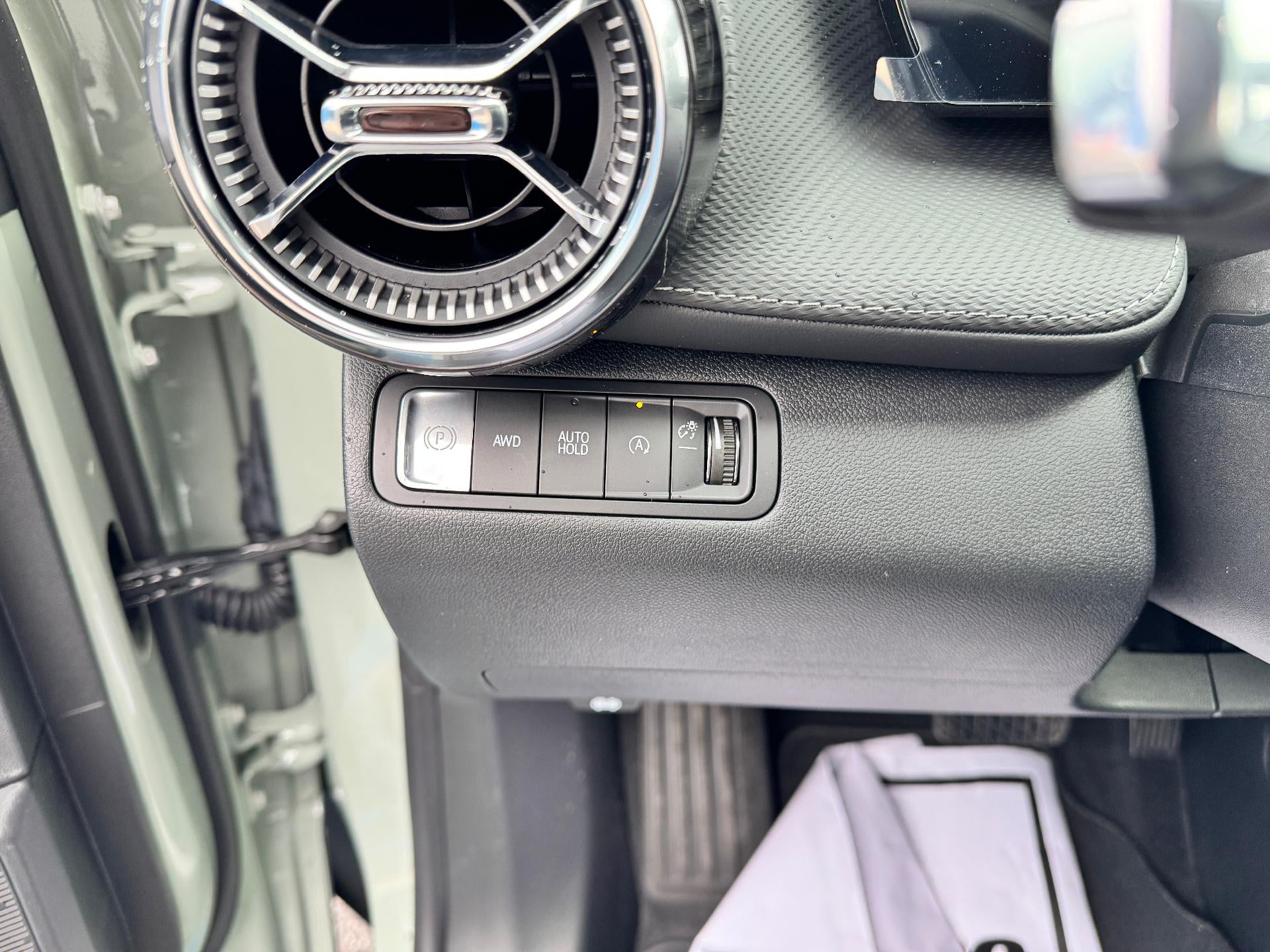 2026 Chevrolet Equinox LT / AWD / HEATED SEATS / POWER GATE / ADAPTIVE CRUISE