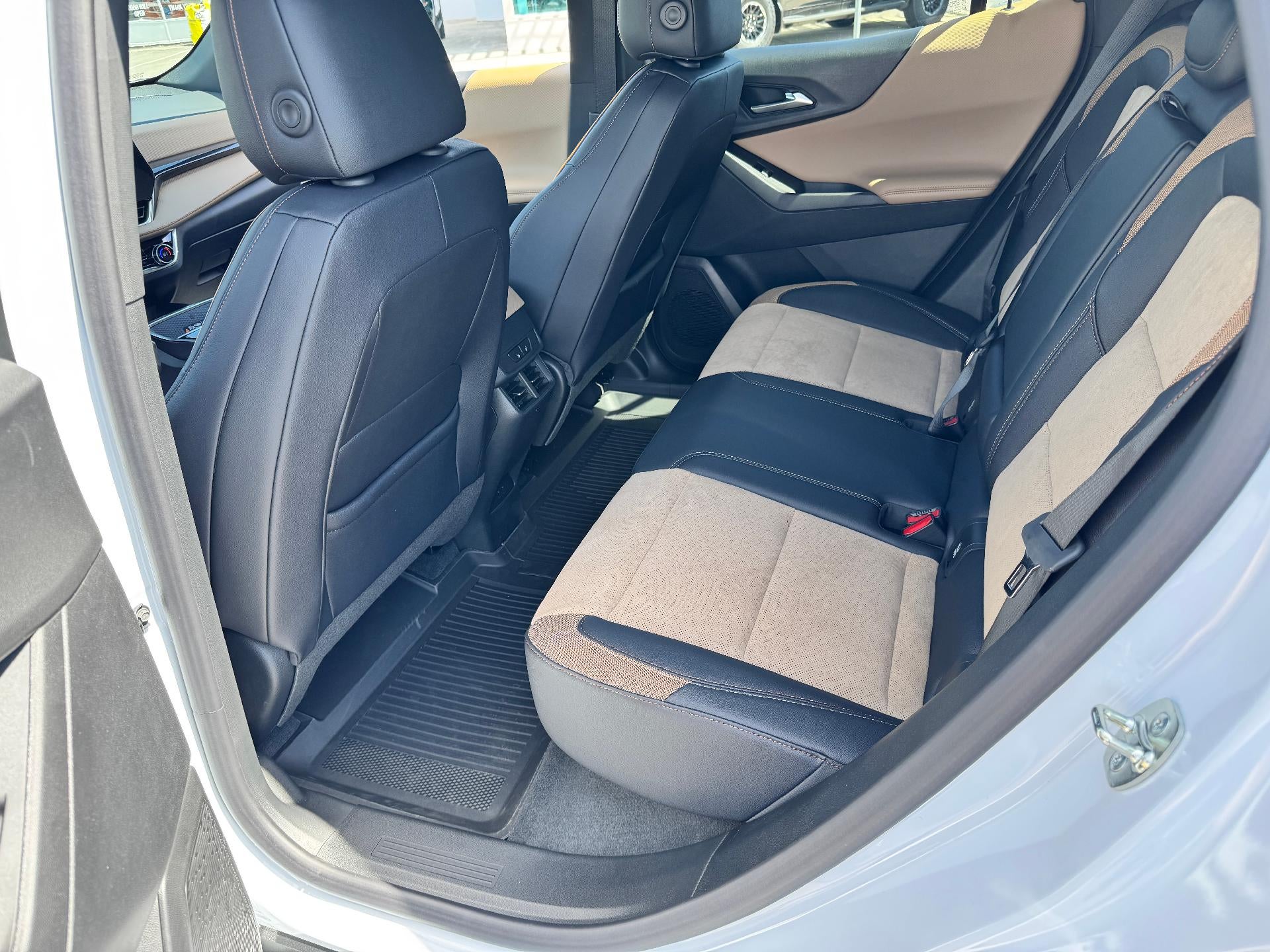 2026 Chevrolet Equinox ACTIV / 1.5 TURBO / AWD / PANO SUNROOF / ADAPTIVE CRUISE / SURROUND VISION