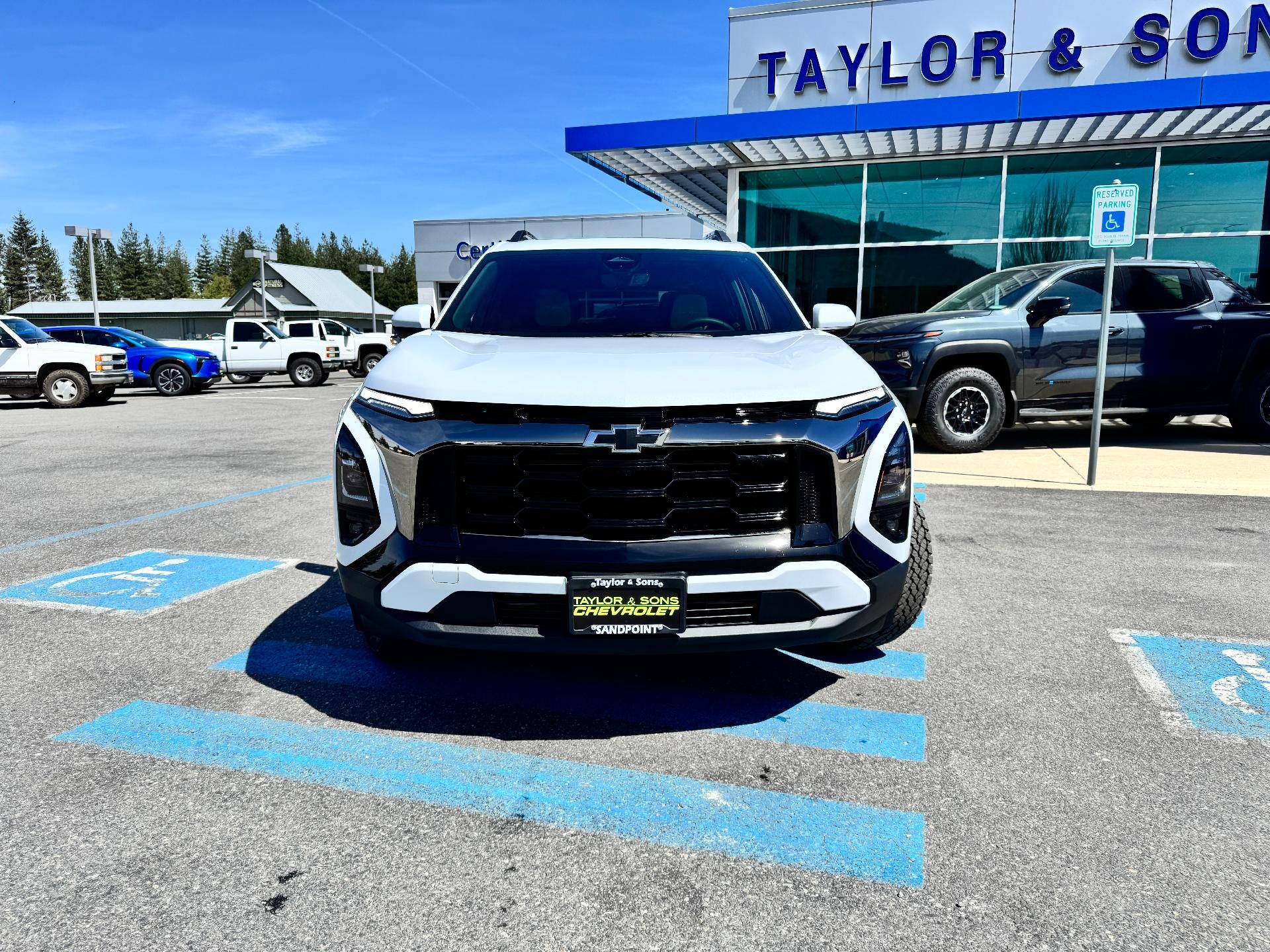 2026 Chevrolet Equinox ACTIV / 1.5 TURBO / AWD / PANO SUNROOF / ADAPTIVE CRUISE / SURROUND VISION