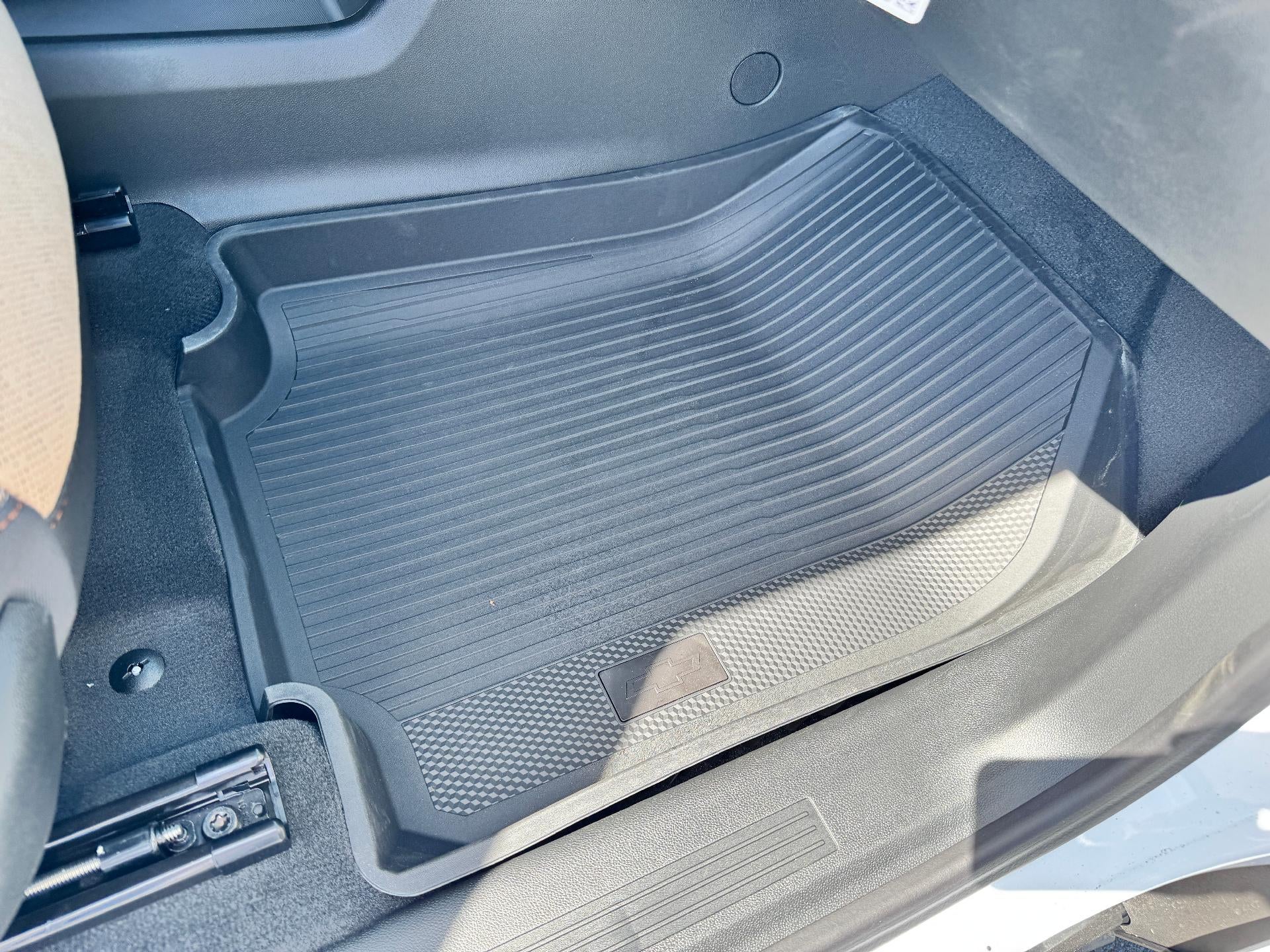 2026 Chevrolet Equinox ACTIV / 1.5 TURBO / AWD / PANO SUNROOF / ADAPTIVE CRUISE / SURROUND VISION