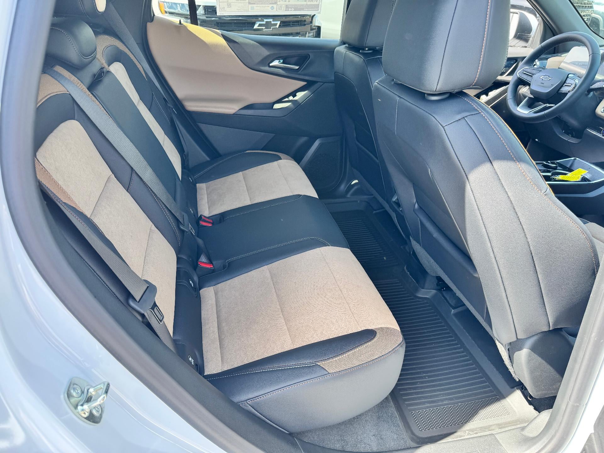 2026 Chevrolet Equinox ACTIV / 1.5 TURBO / AWD / PANO SUNROOF / ADAPTIVE CRUISE / SURROUND VISION