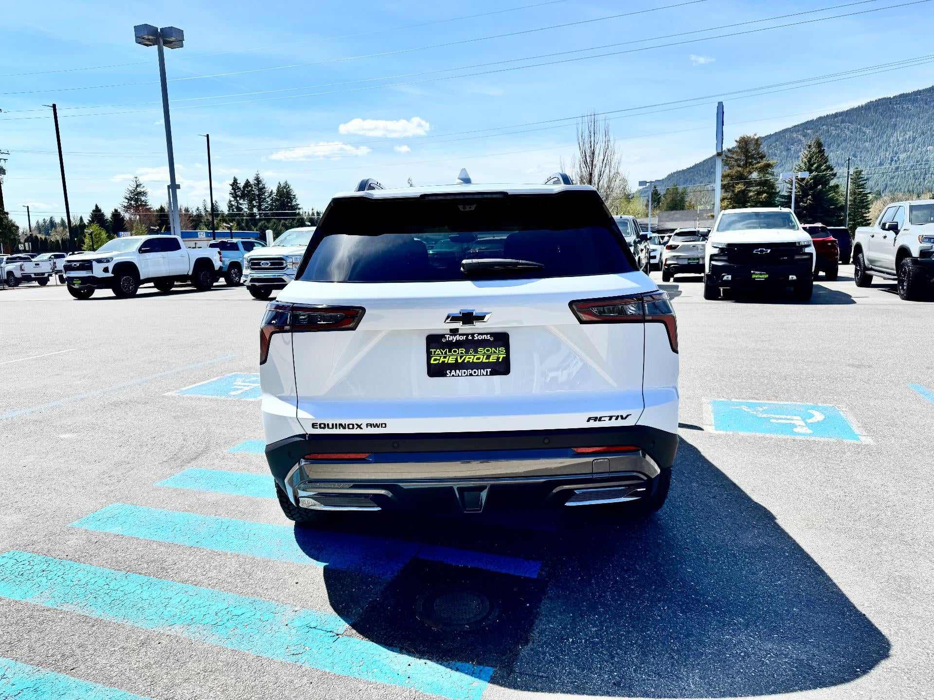2026 Chevrolet Equinox ACTIV / 1.5 TURBO / AWD / PANO SUNROOF / ADAPTIVE CRUISE / SURROUND VISION