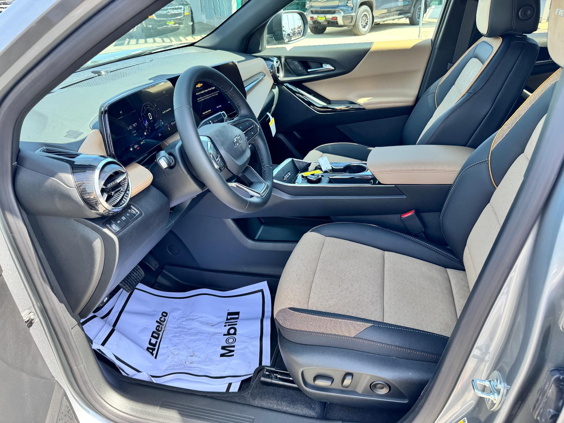 2026 Chevrolet Equinox ACTIV / 1.5 TURBO / AWD / PANO SUNROOF / ADAPTIVE CRUISE / SURROUND VISION