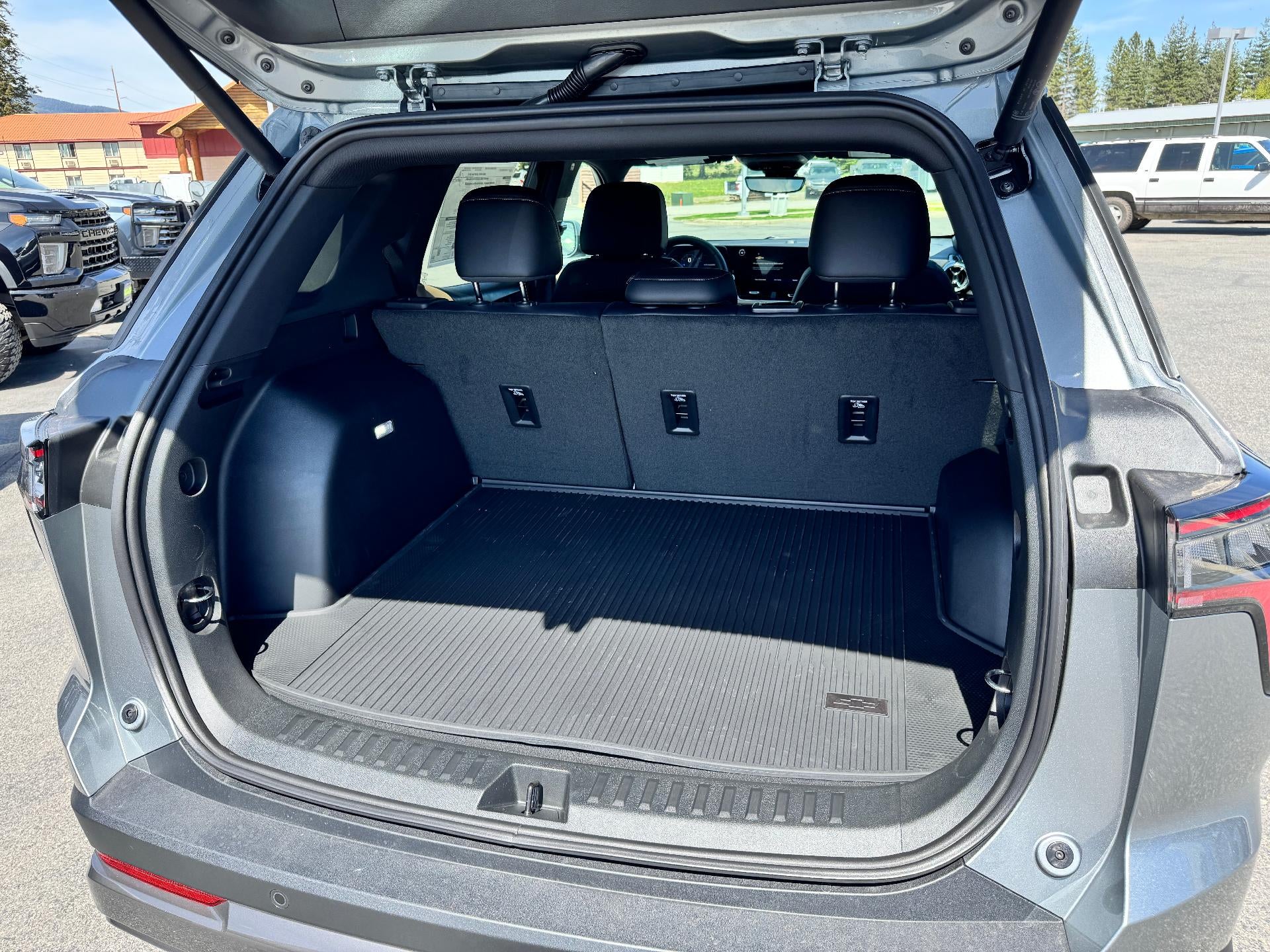 2026 Chevrolet Equinox ACTIV / 1.5 TURBO / AWD / PANO SUNROOF / ADAPTIVE CRUISE / SURROUND VISION