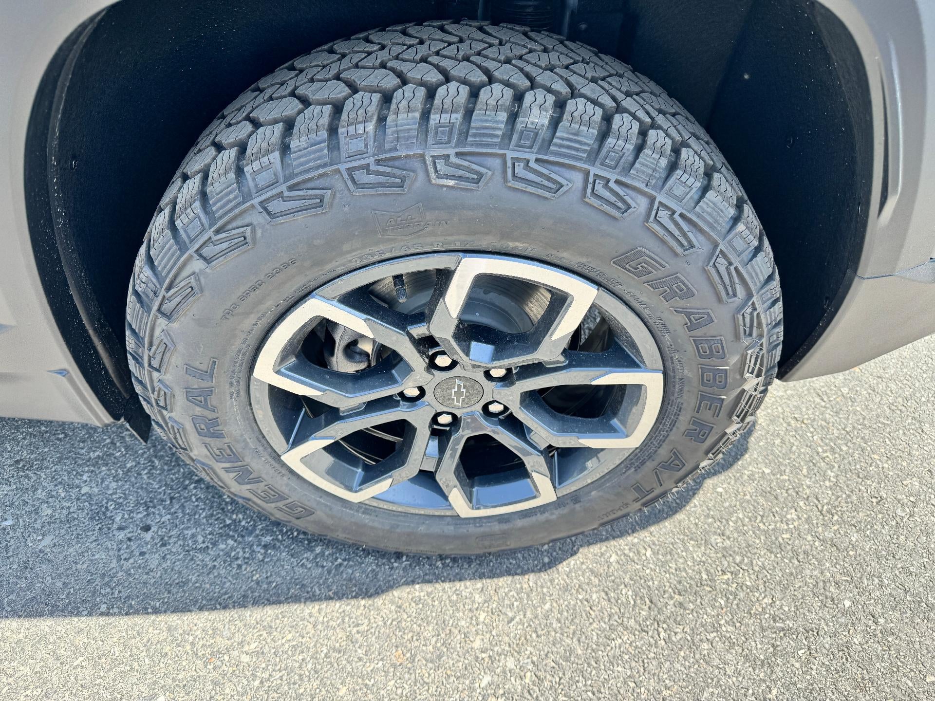 2026 Chevrolet Equinox ACTIV / 1.5 TURBO / AWD / PANO SUNROOF / ADAPTIVE CRUISE / SURROUND VISION