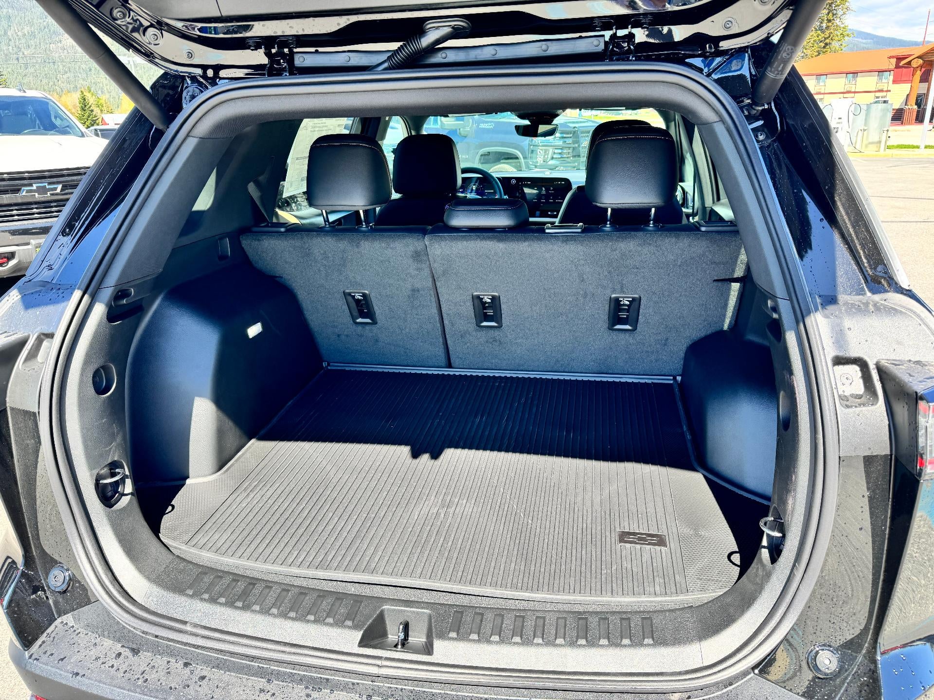 2026 Chevrolet Equinox ACTIV / 1.5 TURBO / AWD / PANO SUNROOF / ADAPTIVE CRUISE / SURROUND VISION