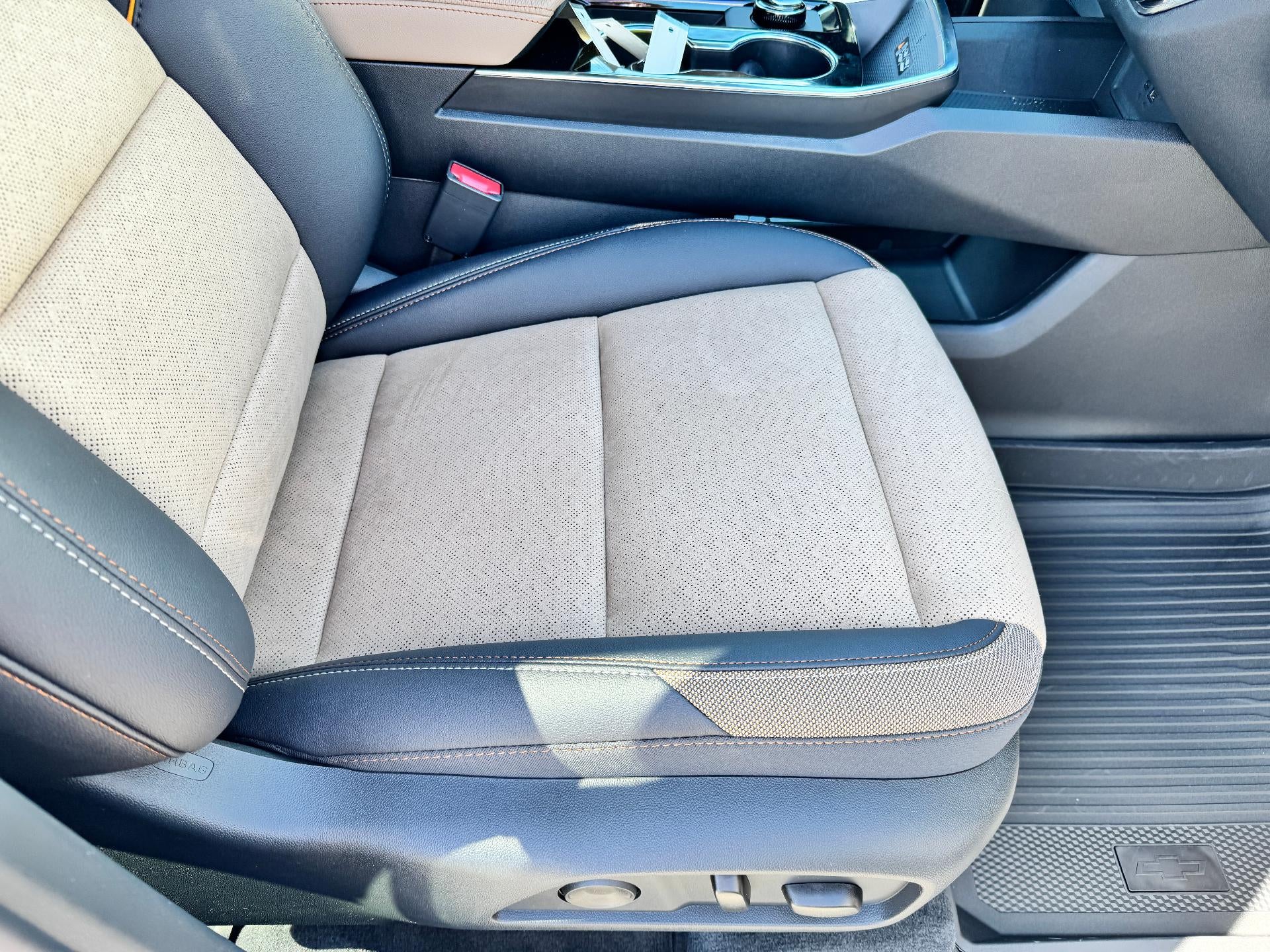 2026 Chevrolet Equinox ACTIV / 1.5 TURBO / AWD / PANO SUNROOF / ADAPTIVE CRUISE / SURROUND VISION