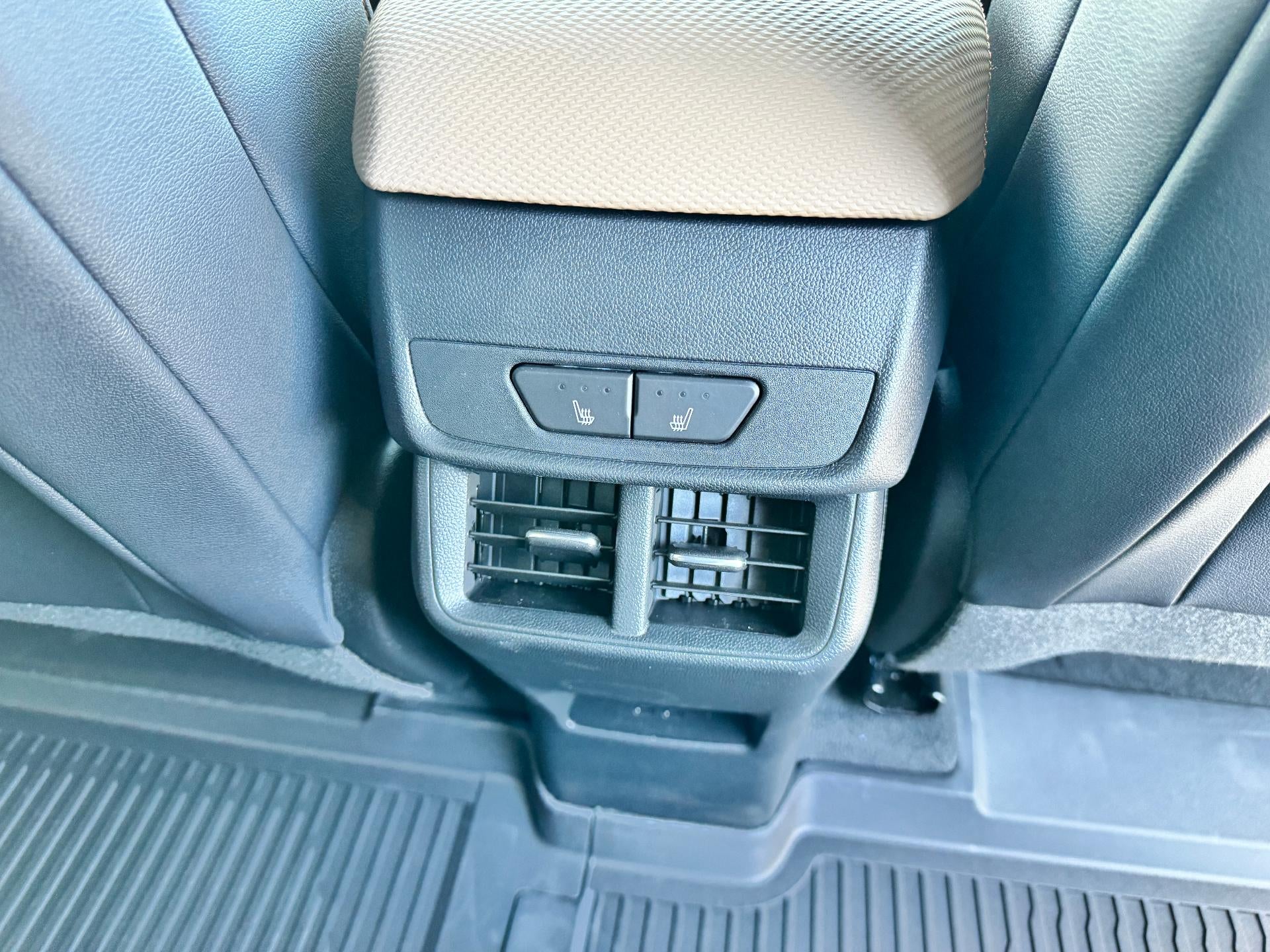 2026 Chevrolet Equinox ACTIV / 1.5 TURBO / AWD / PANO SUNROOF / ADAPTIVE CRUISE / SURROUND VISION