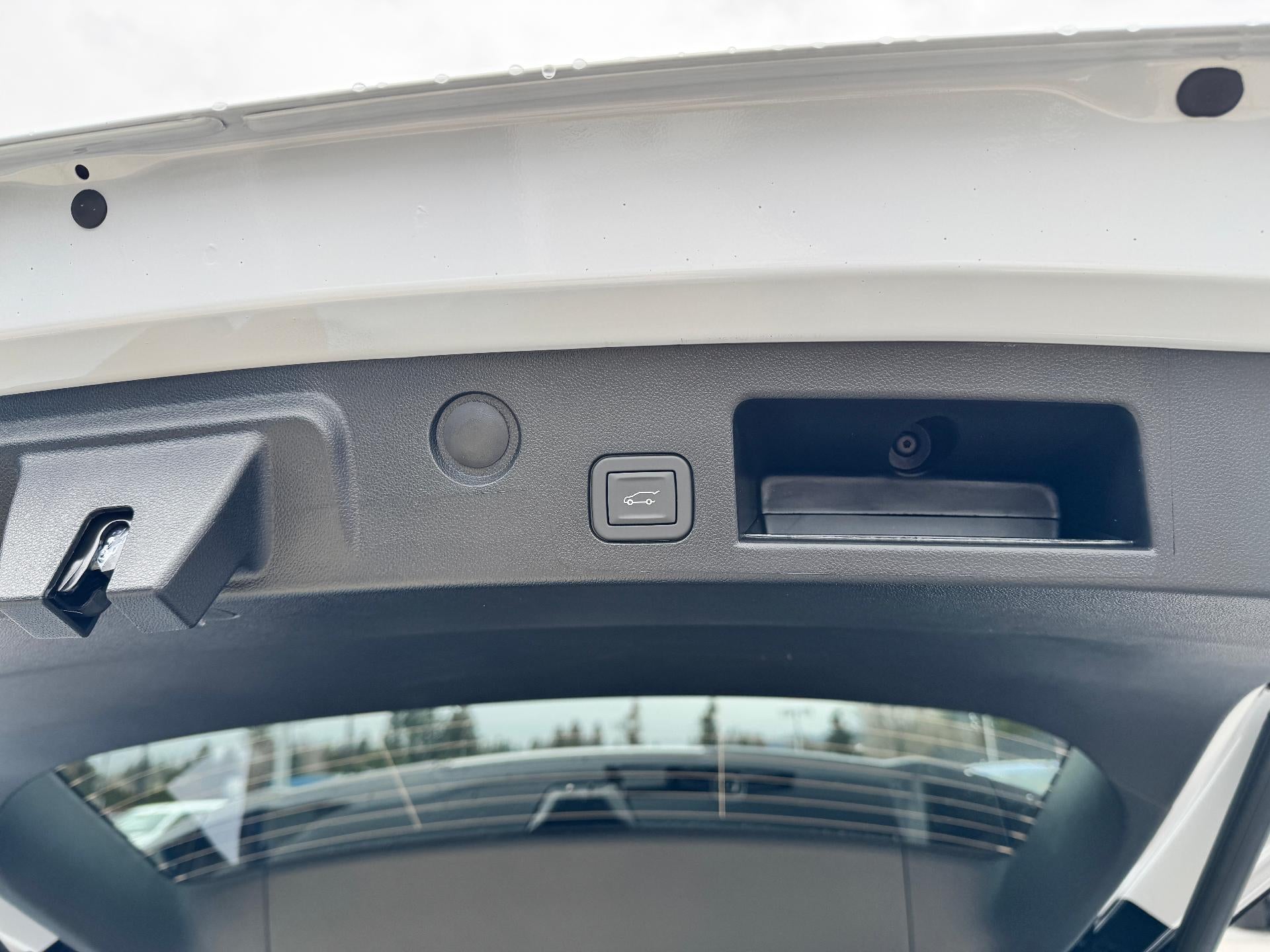 2026 Chevrolet Equinox RS / AWD / PANO SUNROOF / SURROUND VISION / ADAPTIVE CRUISE