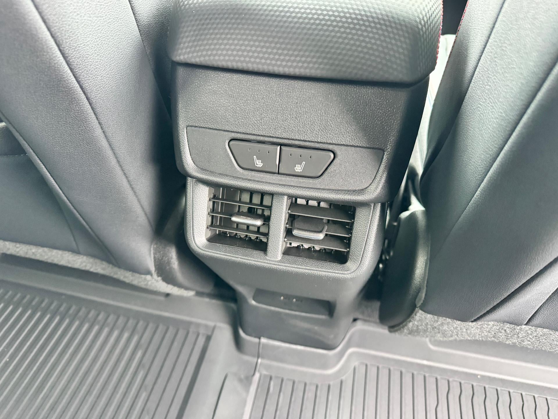 2026 Chevrolet Equinox RS / AWD / PANO SUNROOF / SURROUND VISION / ADAPTIVE CRUISE