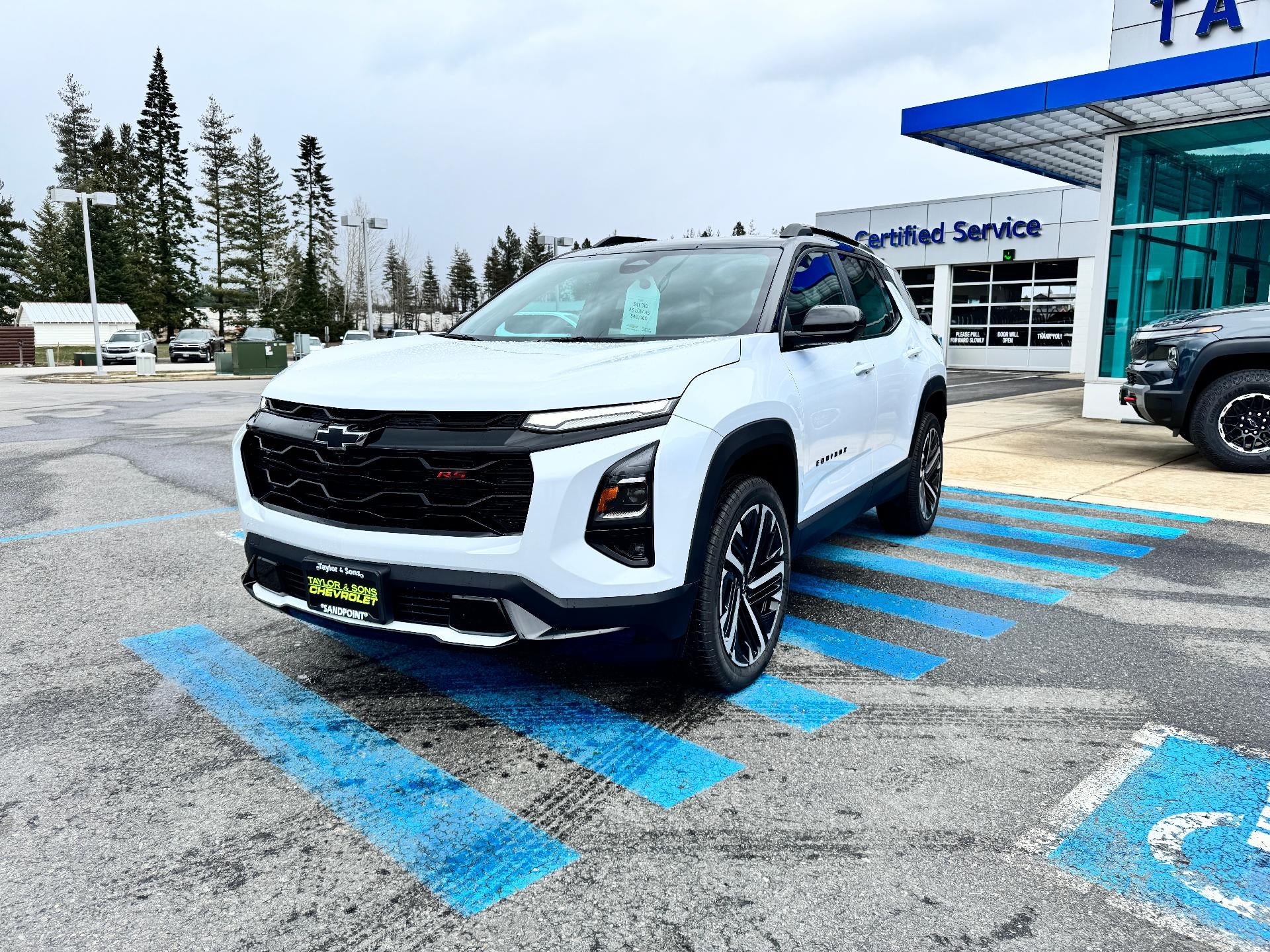 2026 Chevrolet Equinox RS / AWD / PANO SUNROOF / SURROUND VISION / ADAPTIVE CRUISE