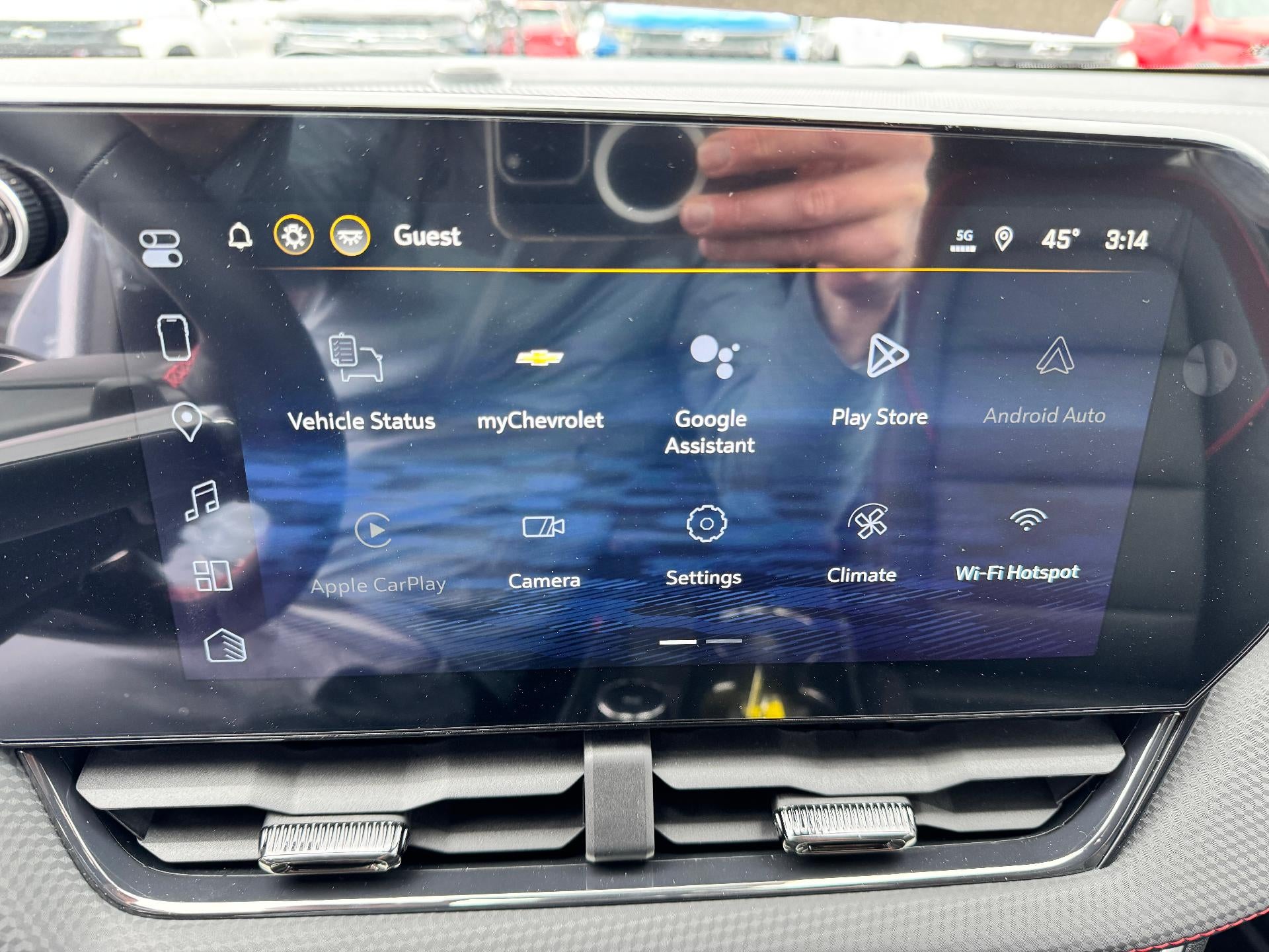 2026 Chevrolet Equinox RS / AWD / PANO SUNROOF / SURROUND VISION / ADAPTIVE CRUISE