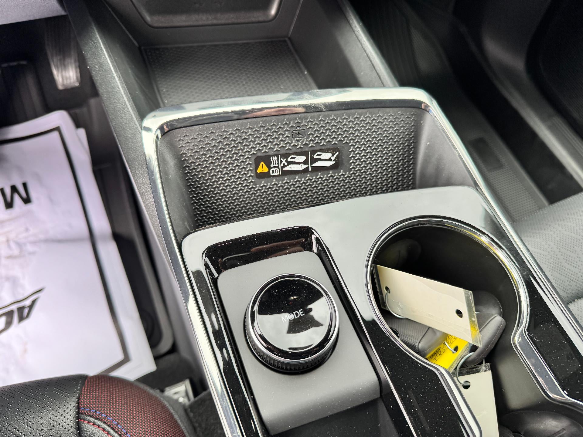 2026 Chevrolet Equinox RS / AWD / PANO SUNROOF / SURROUND VISION / ADAPTIVE CRUISE