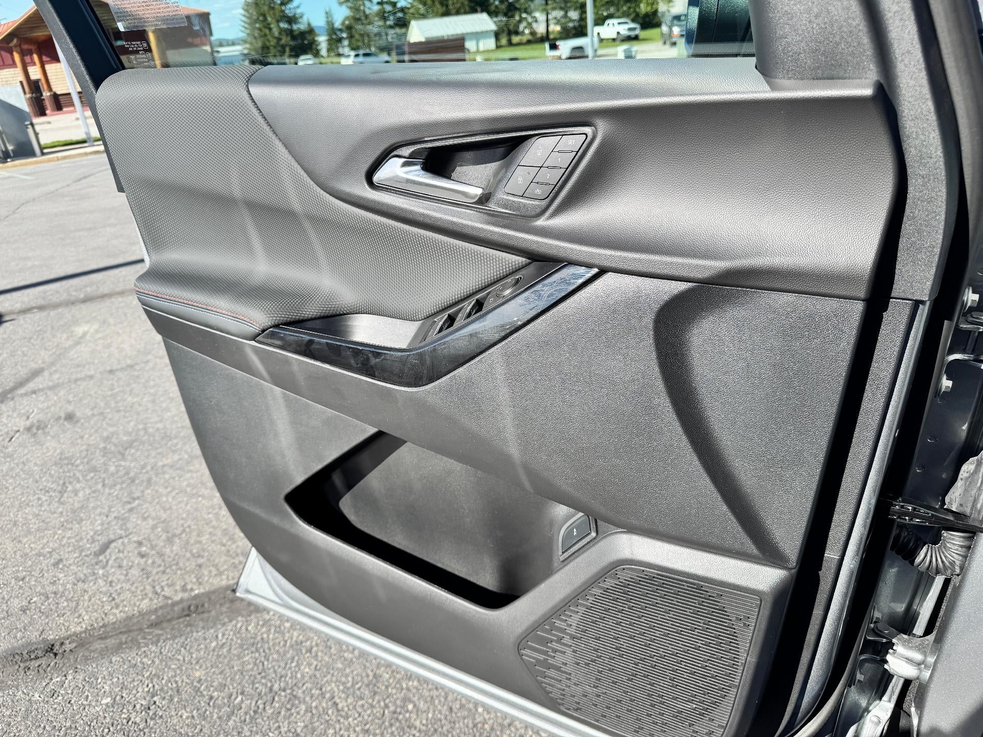 2026 Chevrolet Equinox RS / 1.5 TURBO / AWD / PANO SUNROOF / ADAPTIVE CRUISE / SURROUND VISION