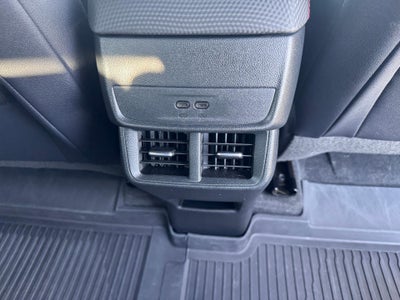 2026 Chevrolet Equinox RS / ALL WHEEL DRIVE / 1.5 TURBO / PANO SUNROOF / 1 OWNER / 6K MILES