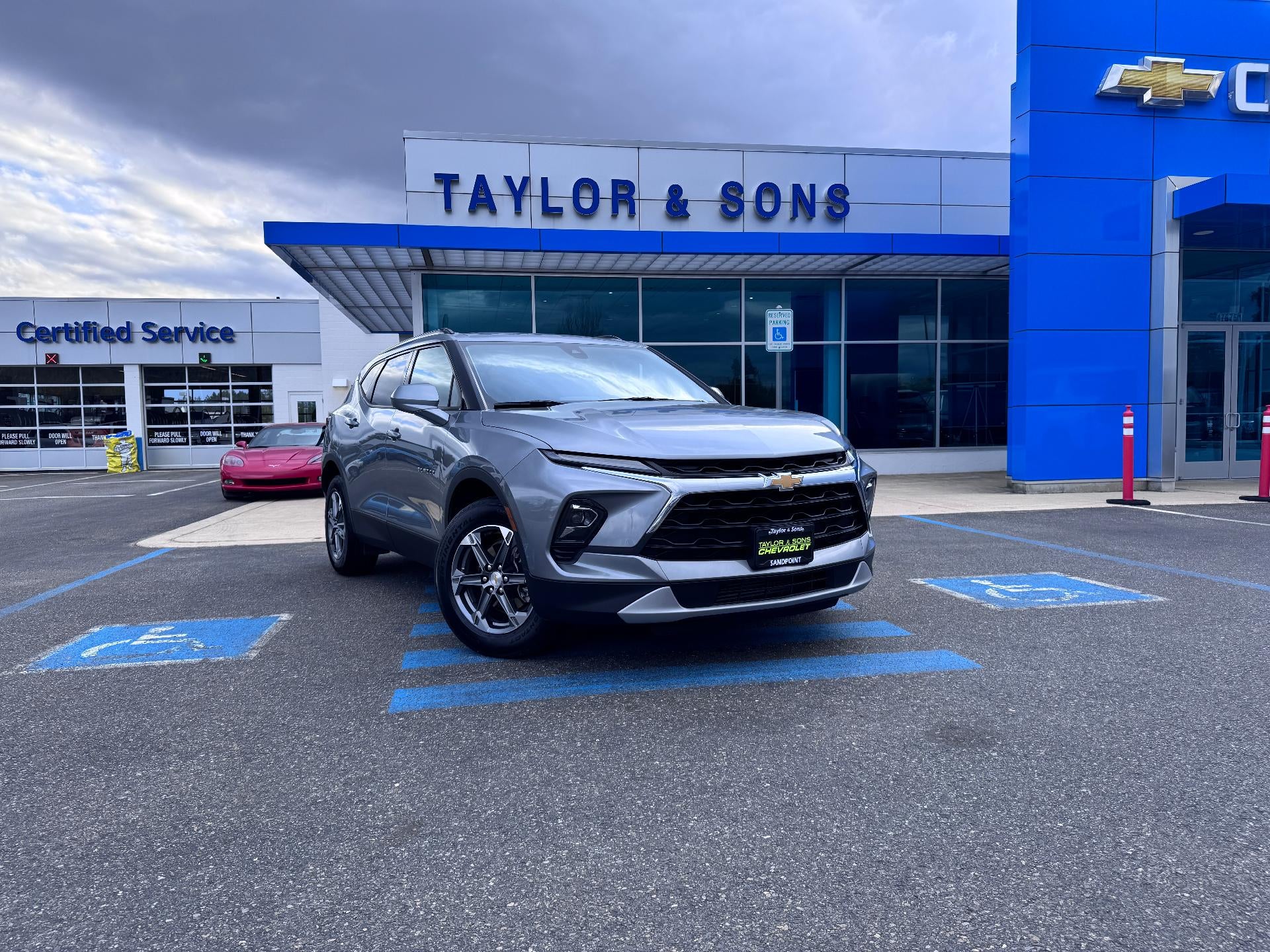 2025 Chevrolet Blazer LT / ALL WHEEL DRIVE / 2.0 TURBO / ADAPTIVE CRUISE / SAFETY PCKG / WARRANTY