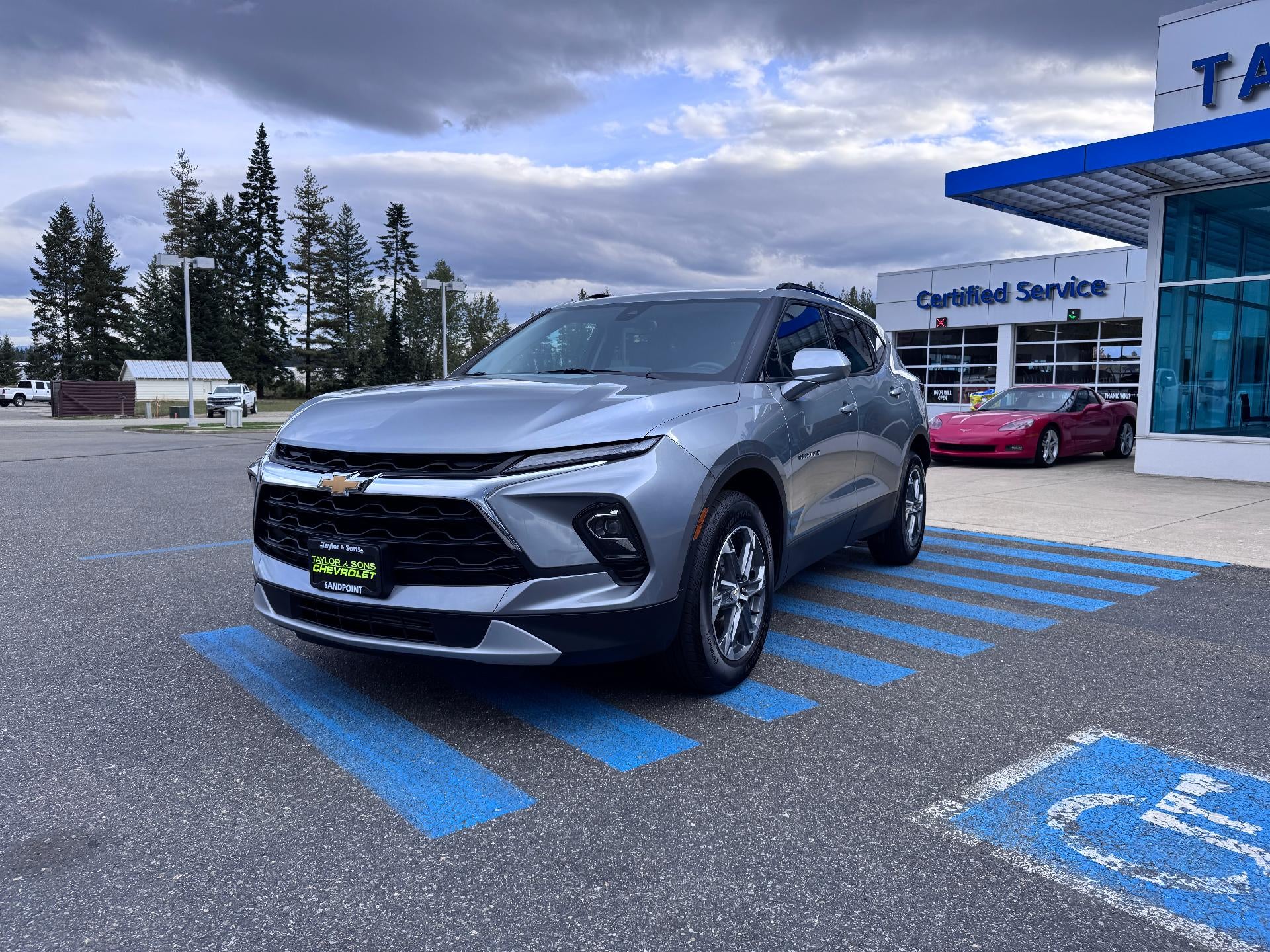 2025 Chevrolet Blazer LT / ALL WHEEL DRIVE / 2.0 TURBO / ADAPTIVE CRUISE / SAFETY PCKG / WARRANTY
