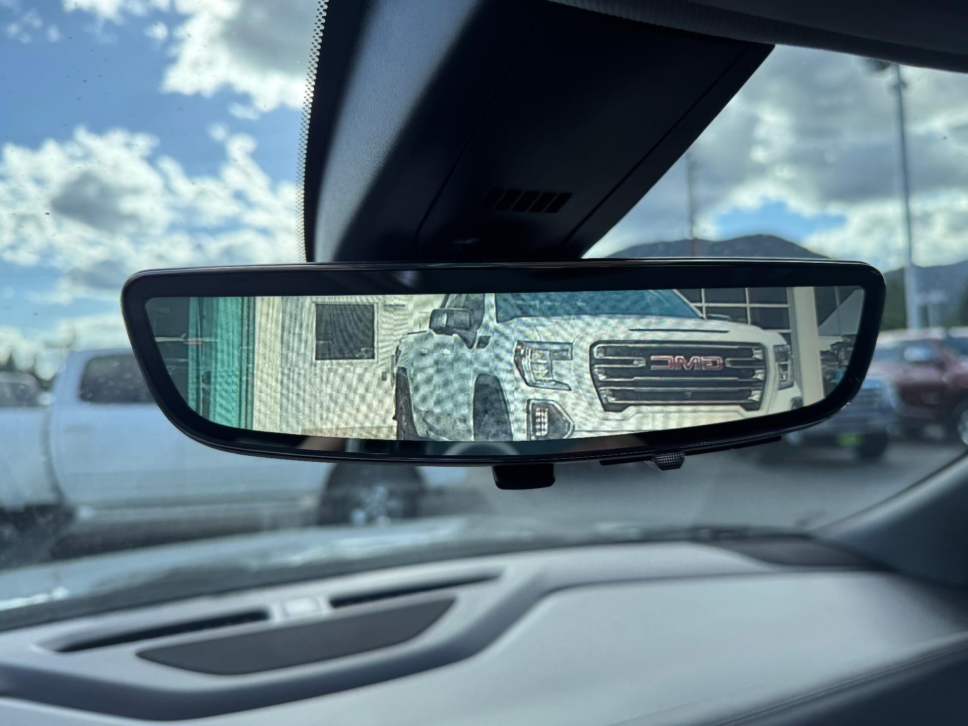 2019 Chevrolet Blazer 3LT / AWD / 3.6 LITER V6 / SUNROOF / SURROUND VISION / 46K MILES