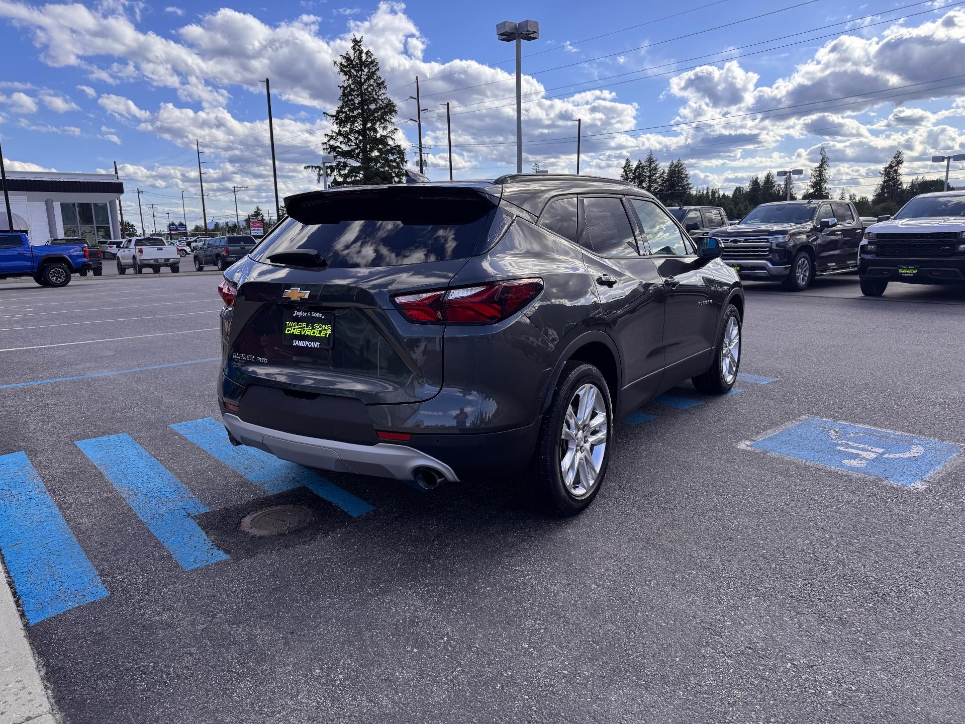2019 Chevrolet Blazer 3LT / AWD / 3.6 LITER V6 / SUNROOF / SURROUND VISION / 46K MILES