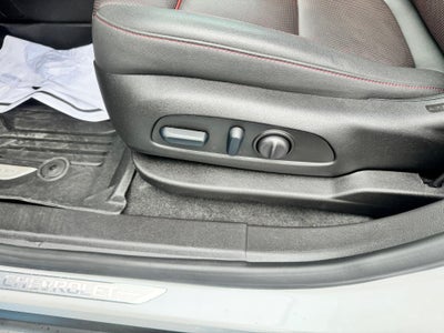 2025 Chevrolet Blazer RS / AWD / PANO SUNROOF / ADAPTIVE CRUISE / SURROUND VISION / 11K MILES