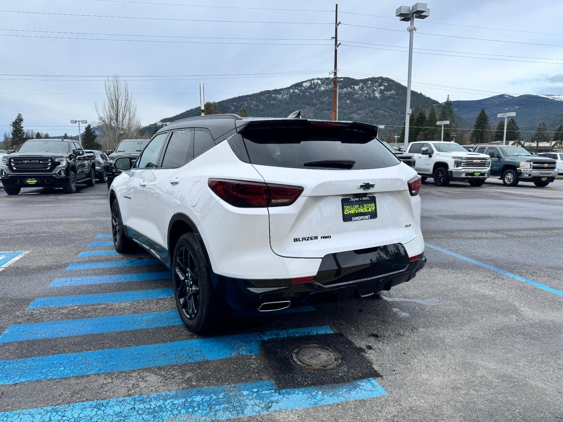 2025 Chevrolet Blazer RS / AWD / PANO SUNROOF / ADAPTIVE CRUISE / SURROUND VISION / 11K MILES