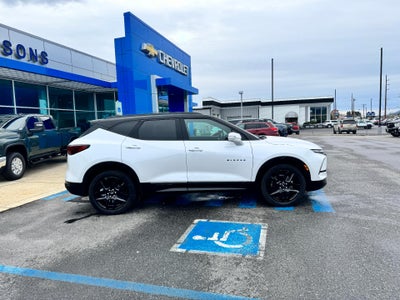 2025 Chevrolet Blazer RS / AWD / PANO SUNROOF / ADAPTIVE CRUISE / SURROUND VISION / 11K MILES