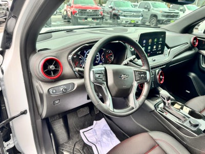 2025 Chevrolet Blazer RS / AWD / PANO SUNROOF / ADAPTIVE CRUISE / SURROUND VISION / 11K MILES