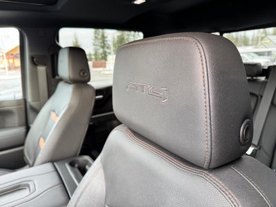 2020 GMC Sierra 1500 AT4 / CREW / 6.2 LITER V8 / TECH PCKG / 1 OWNER / 24K MILES