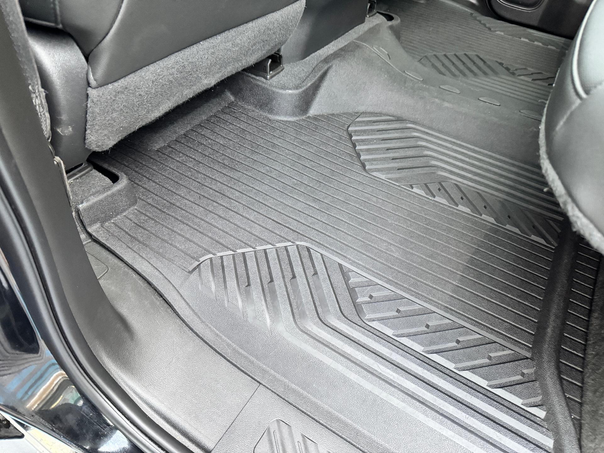 2020 GMC Sierra 1500 AT4 / CREW / 6.2 LITER V8 / TECH PCKG / 1 OWNER / 24K MILES