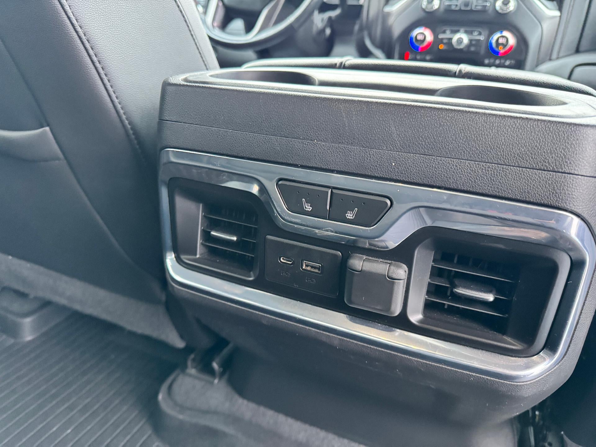 2020 GMC Sierra 1500 AT4 / CREW / 6.2 LITER V8 / TECH PCKG / 1 OWNER / 24K MILES