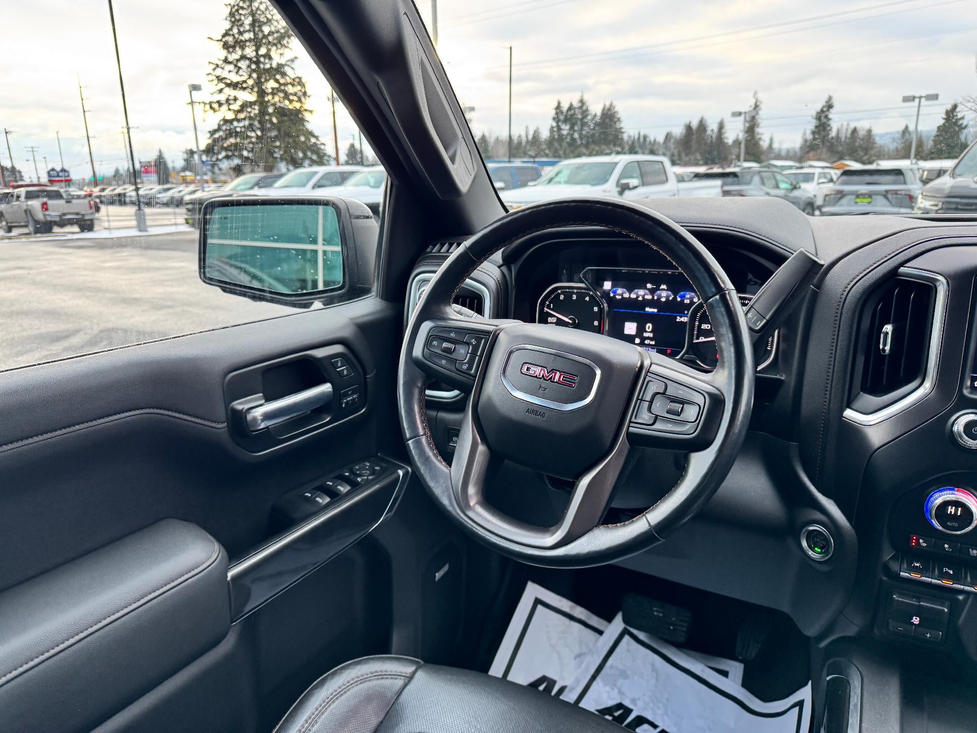 2020 GMC Sierra 1500 AT4 / CREW / 6.2 LITER V8 / TECH PCKG / 1 OWNER / 24K MILES