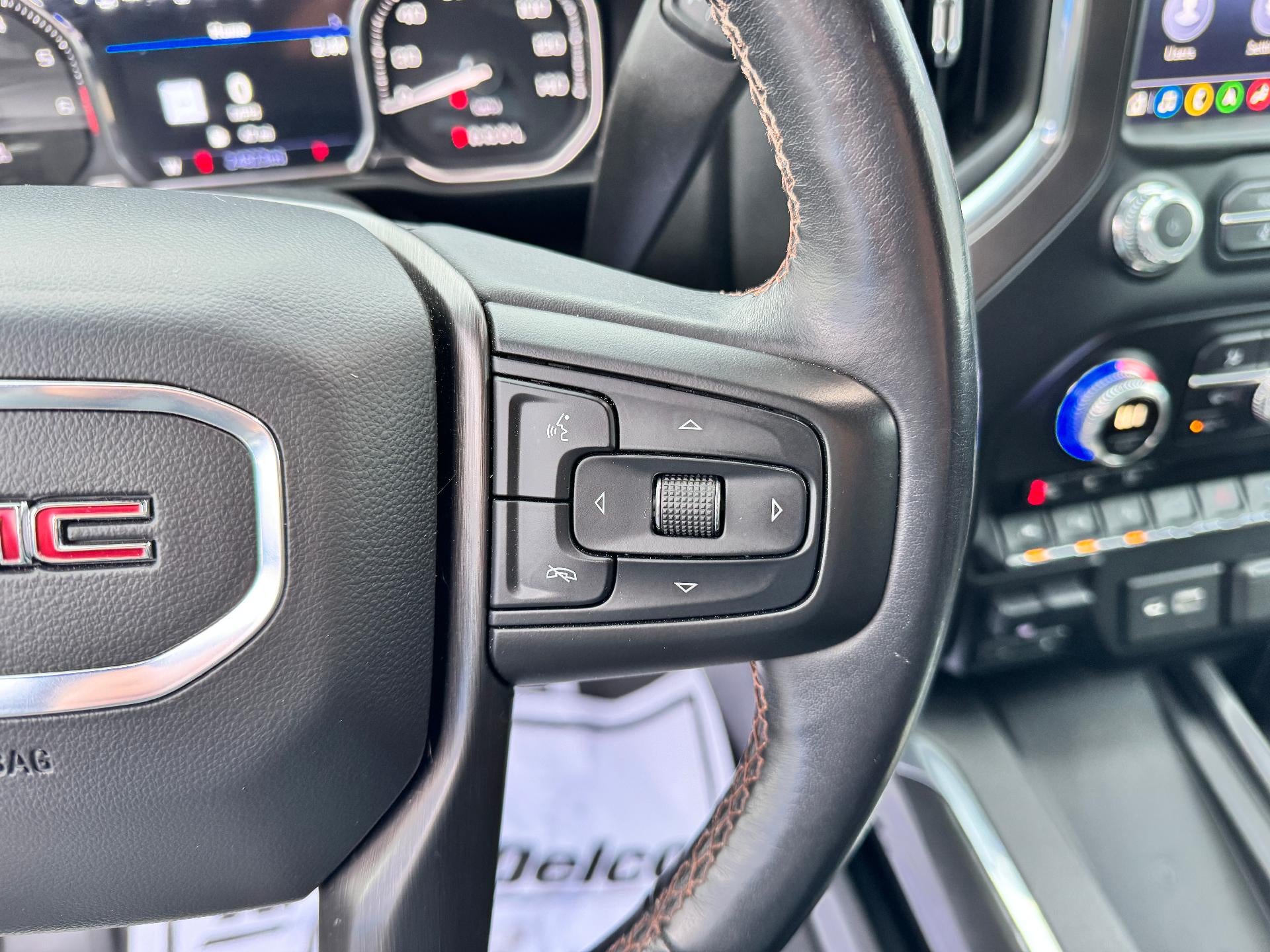 2020 GMC Sierra 1500 AT4 / CREW / 6.2 LITER V8 / TECH PCKG / 1 OWNER / 24K MILES